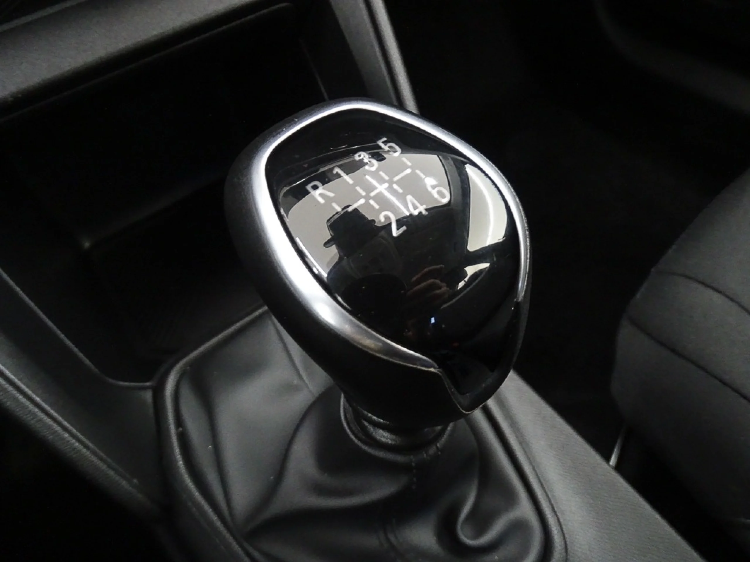 Citroen C4 BlueHDi 110 SS Live Pack - Foto 23