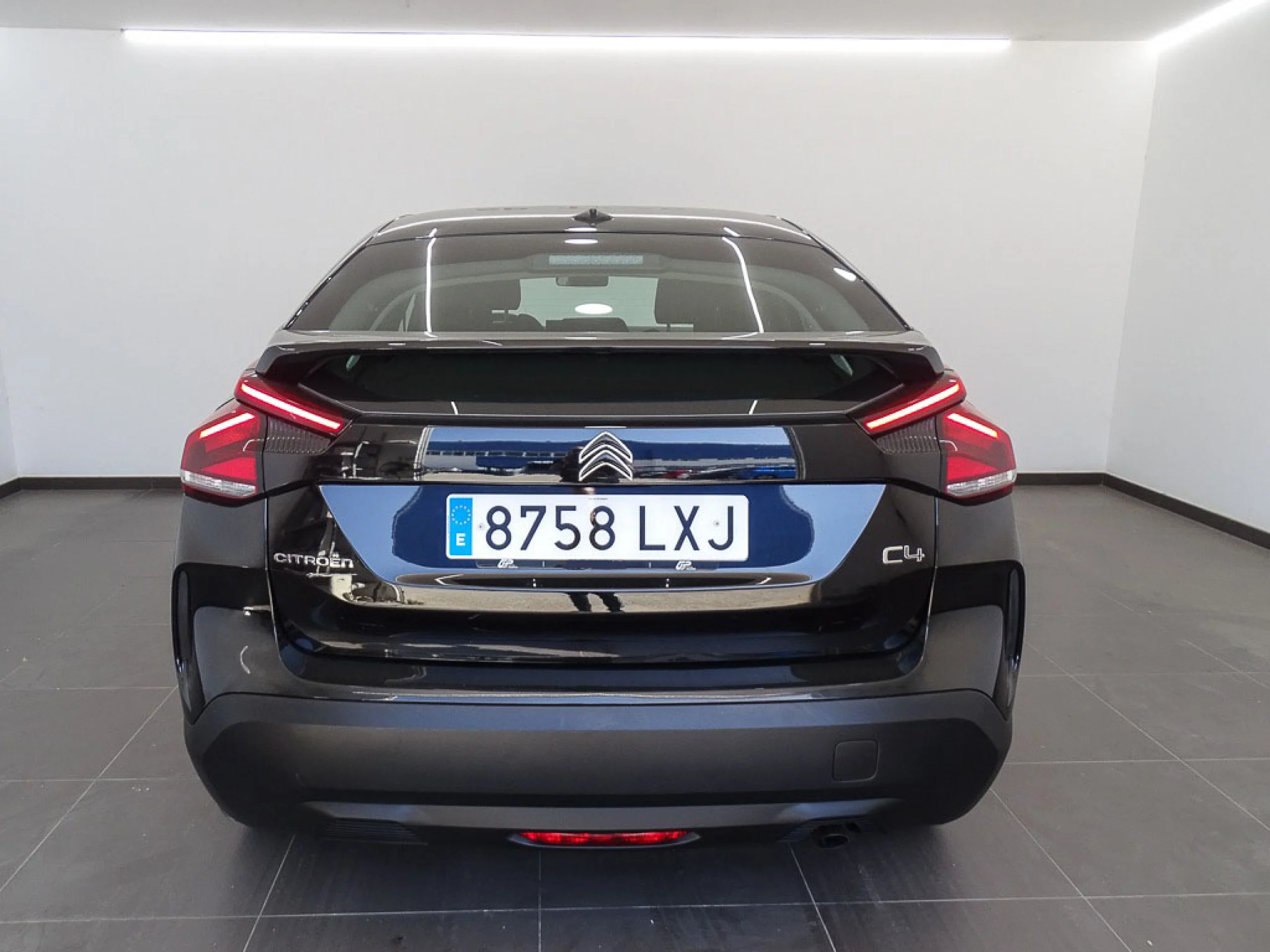 Citroen C4 BlueHDi 110 SS Live Pack - Foto 24