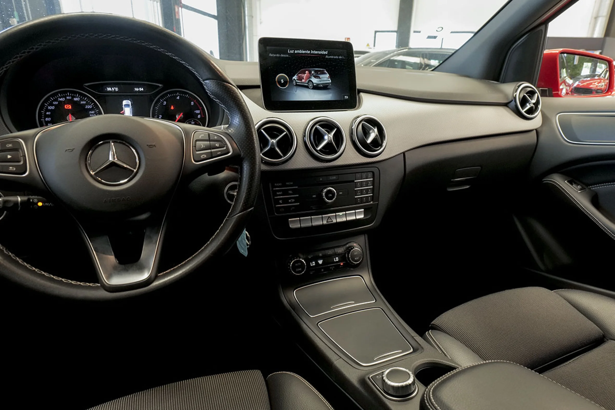 Mercedes-Benz B 180 MERCEDES-BENZ Clase B B 180 d - Foto 33