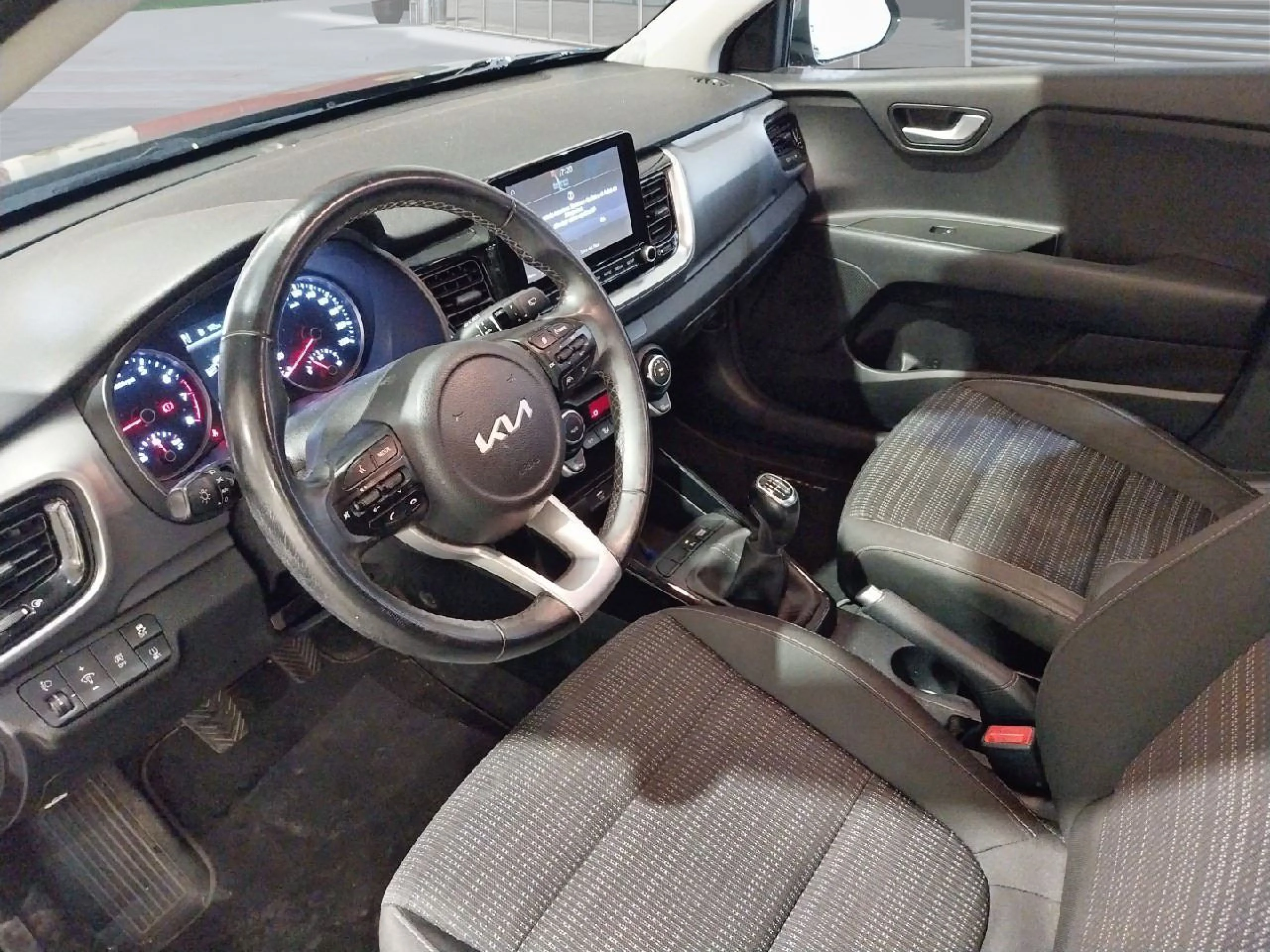 Kia Stonic 1.0 T-GDi 88kW (120CV) MHEV iMT Drive - Foto 7