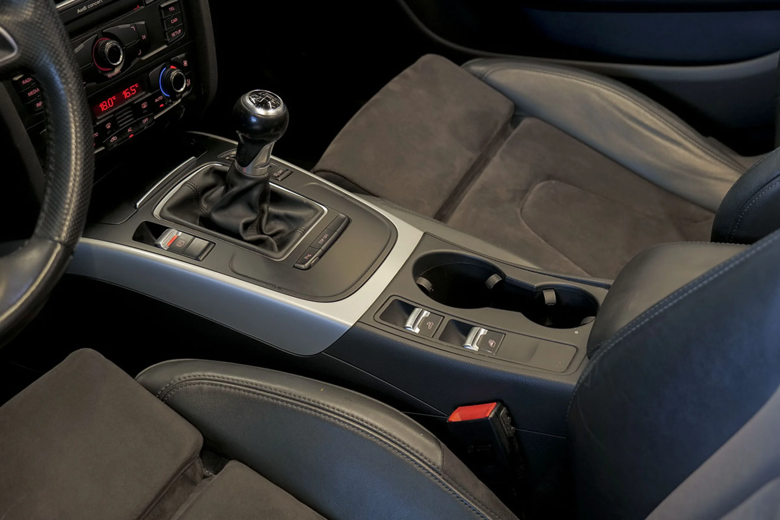 Audi A5 Cabrio 2.0 TFSI 211cv - Foto 32