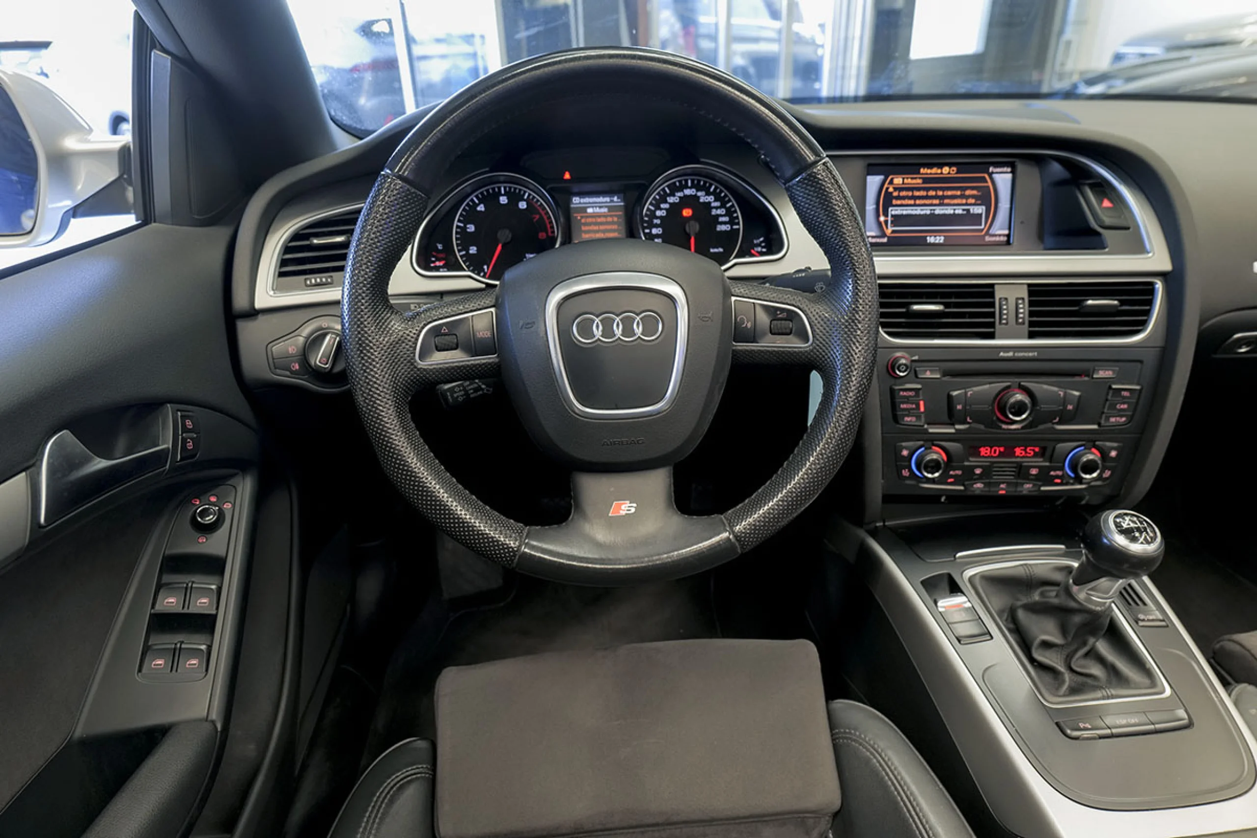 Audi A5 Cabrio 2.0 TFSI 211cv - Foto 35