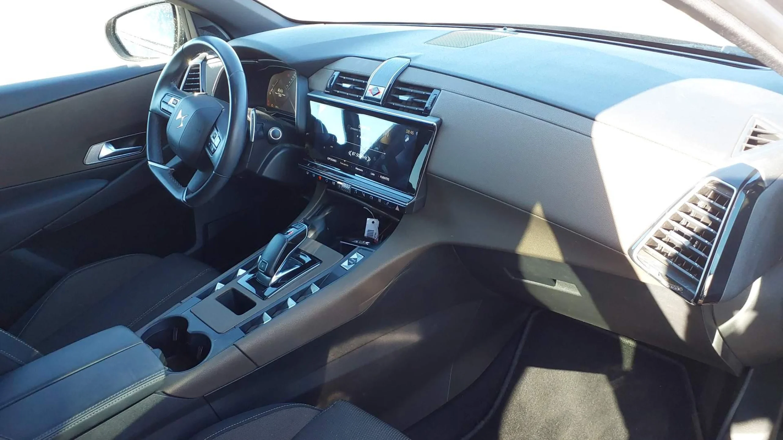 DS DS7 Crossback DS 7 CROSSBACK BlueHDi 132kW (180CV) Auto. SO CHIC - Foto 5