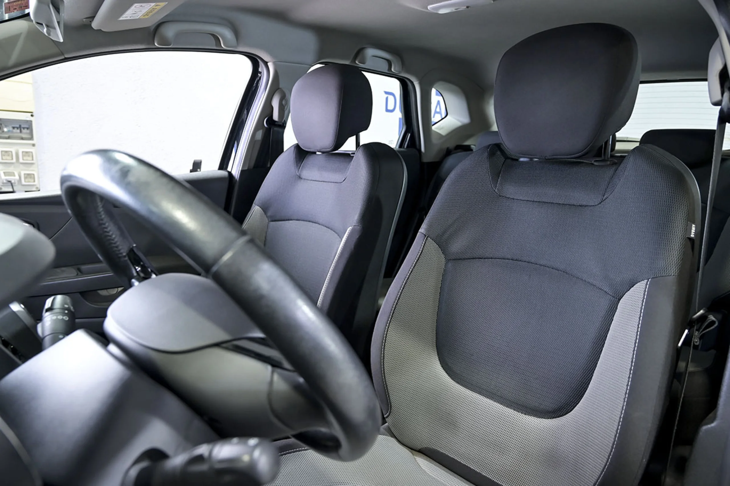 Renault Captur Limited Energy dCi 66kW 90CV eco2 - Foto 9