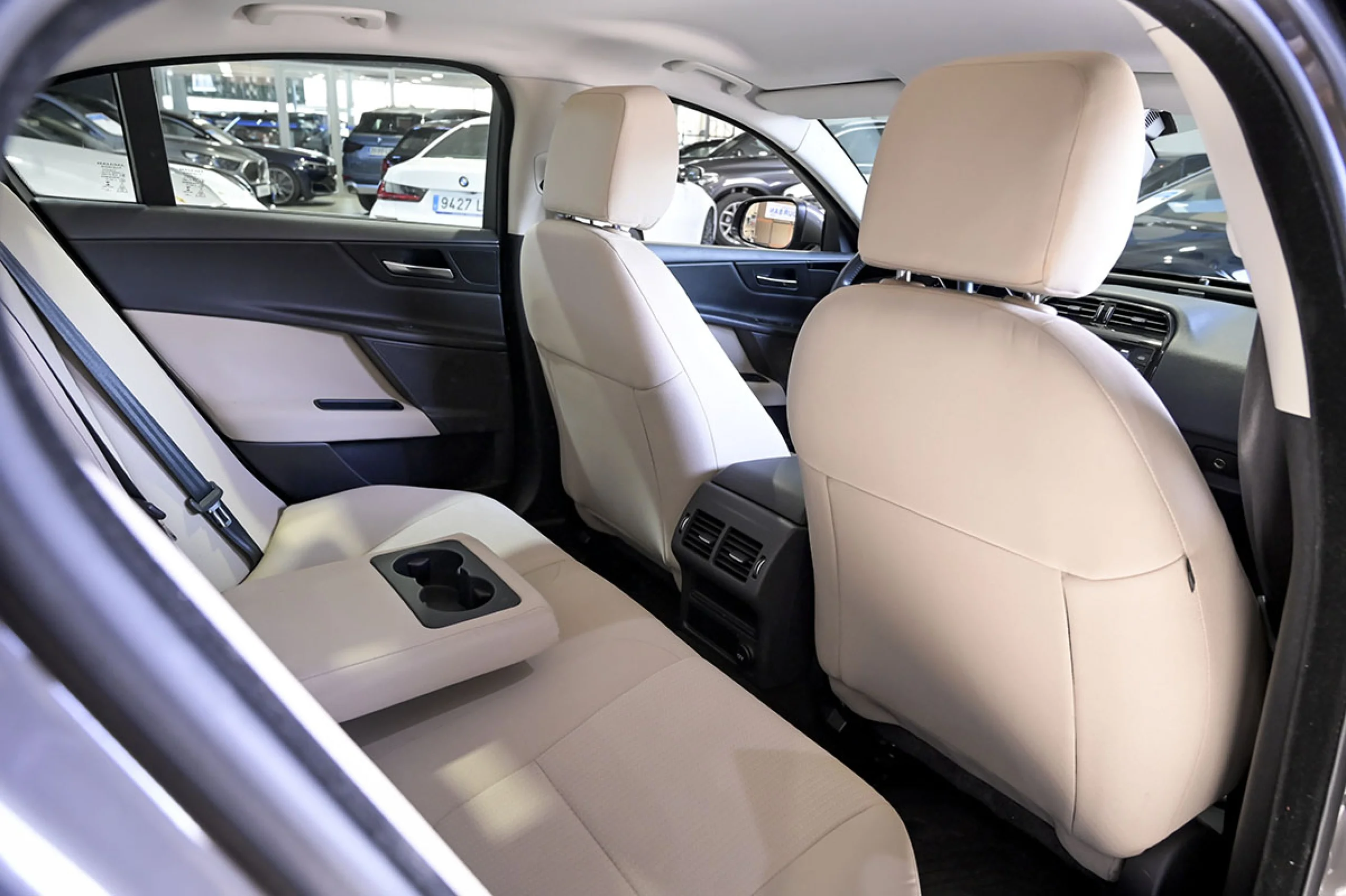 Jaguar XE 2.0 AJ200D Diesel RWD 180cv XEPure - Foto 15