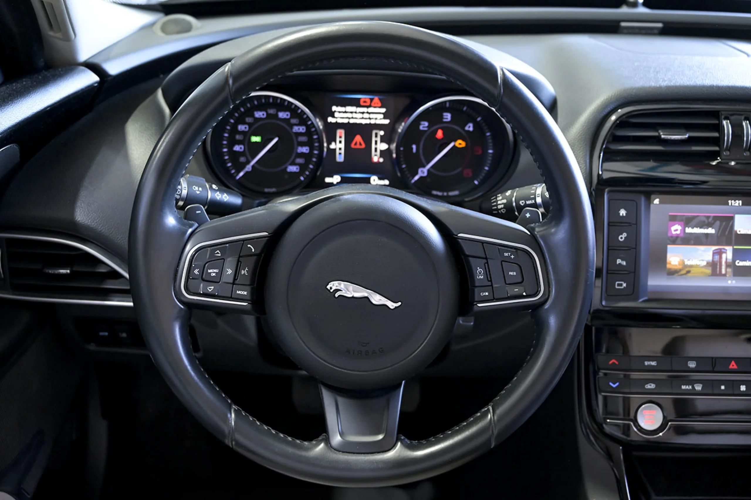 Jaguar XE 2.0 AJ200D Diesel RWD 180cv XEPure - Foto 27