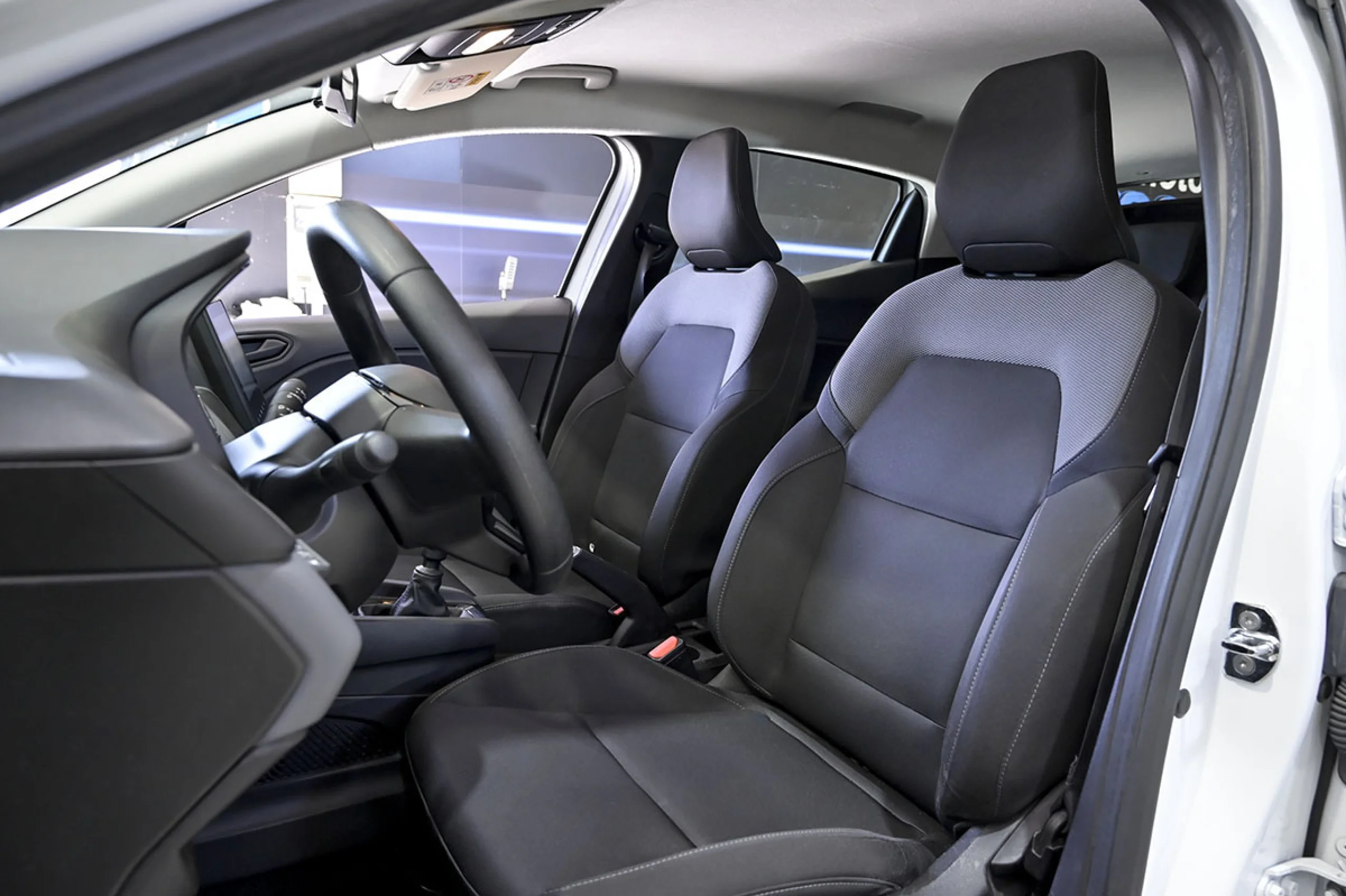 Renault Clio Business Blue dCi 74kW 100CV - Foto 6