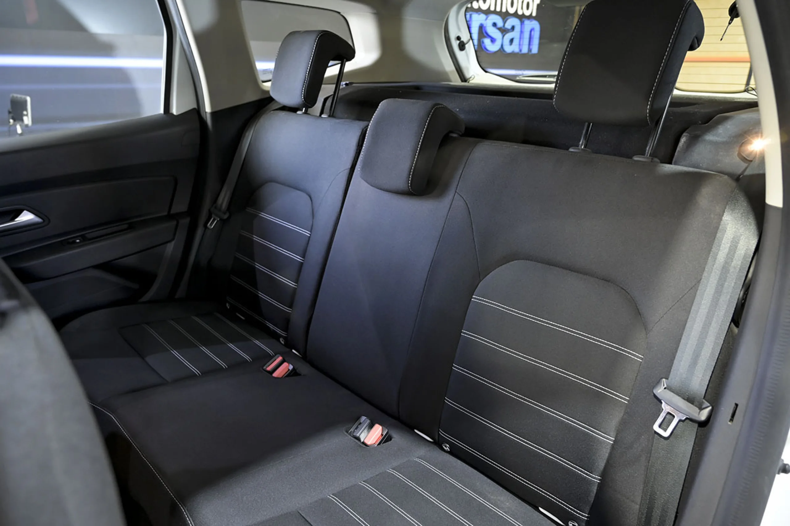 Dacia Duster Comfort Blue dCi 85kW 115CV 4X4 - Foto 17