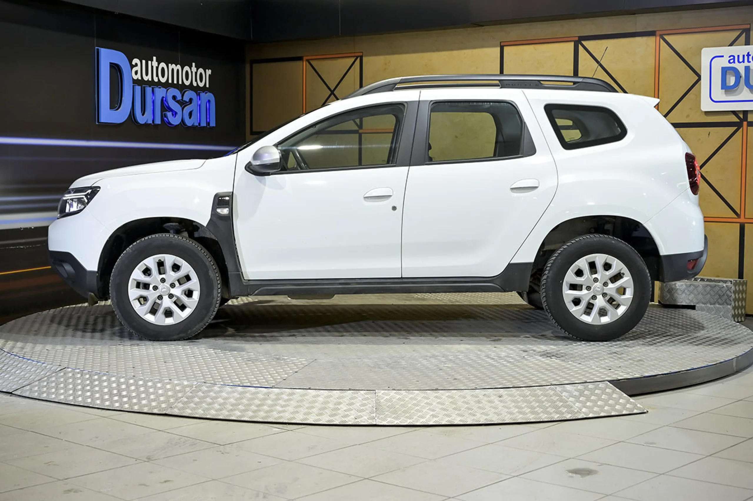 Dacia Duster Comfort Blue dCi 85kW 115CV 4X4 - Foto 19