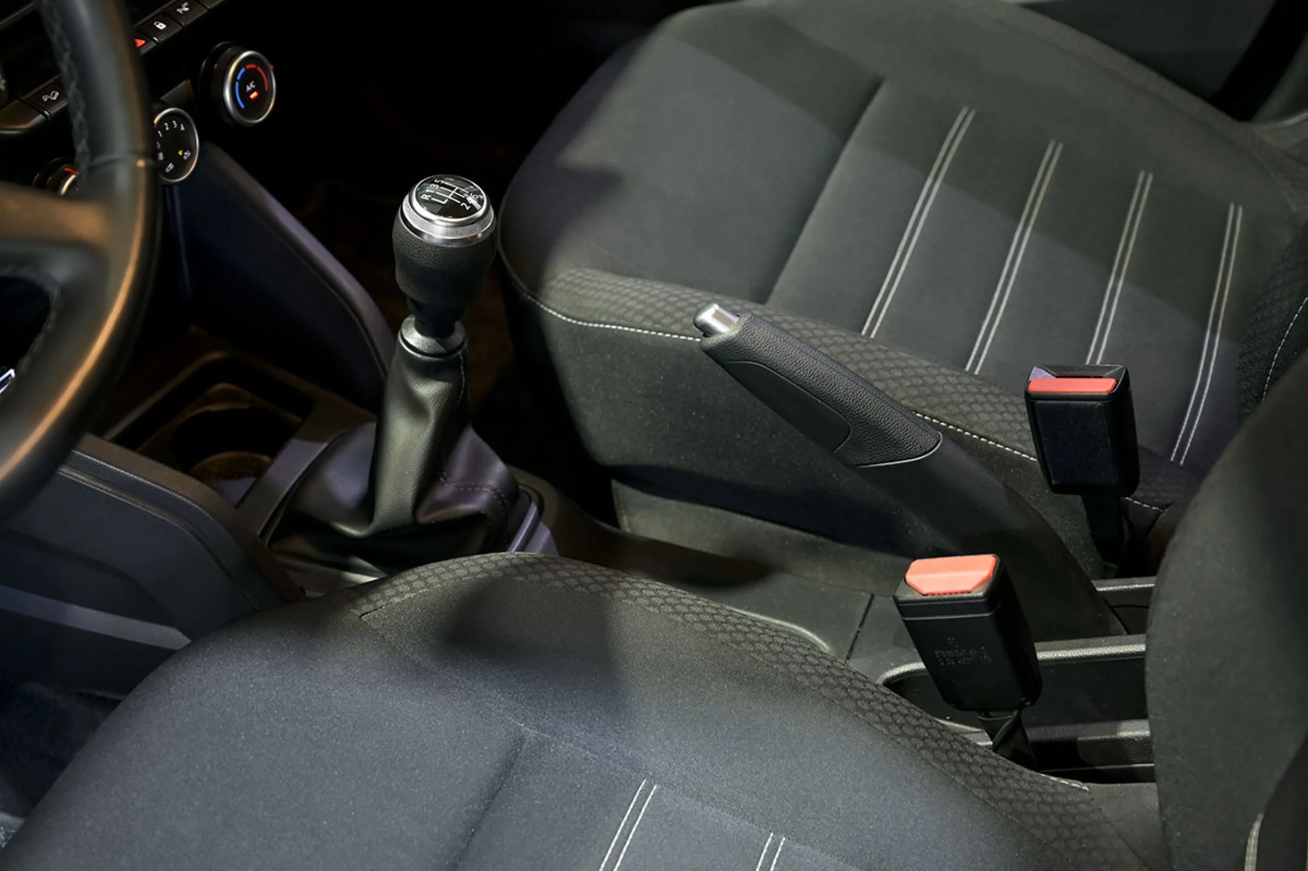 Dacia Duster Comfort Blue dCi 85kW 115CV 4X4 - Foto 30