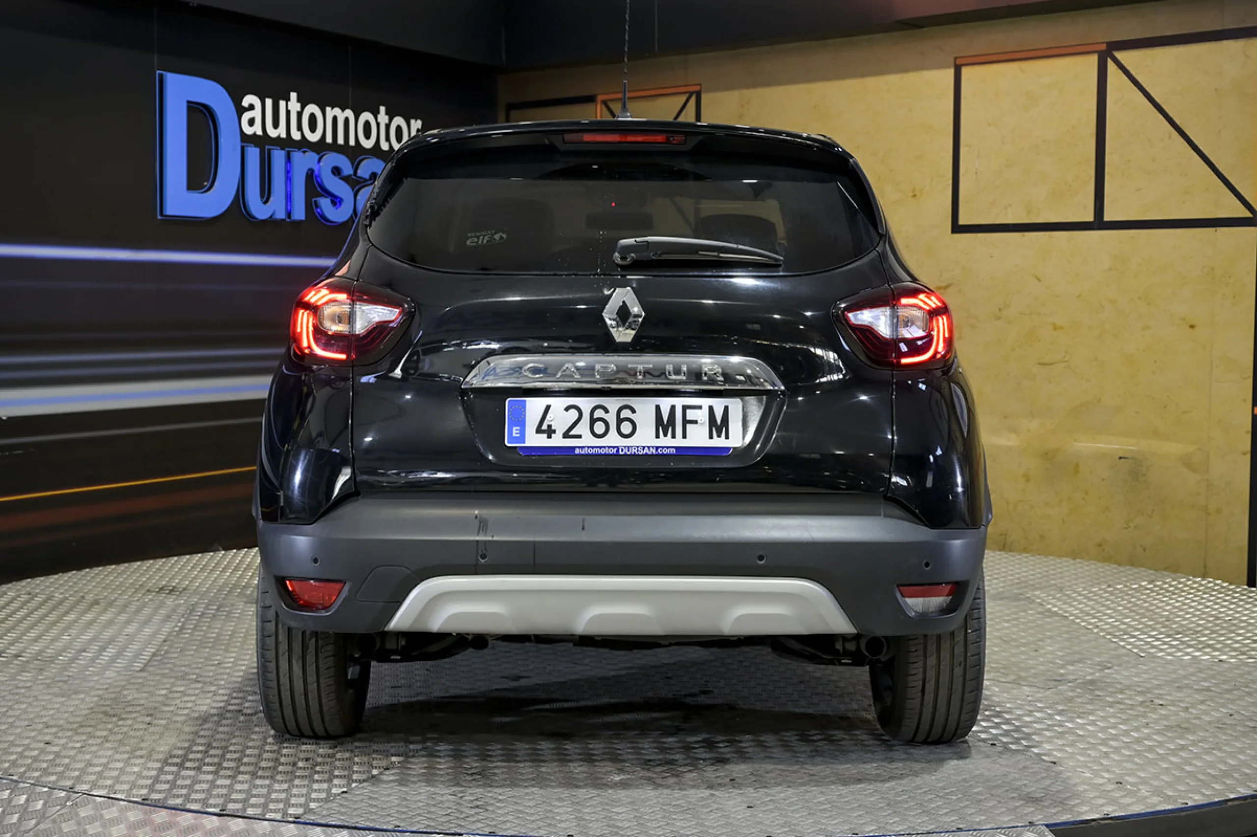 Renault Captur Zen TCe 66kW 90CV 18 - Foto 12