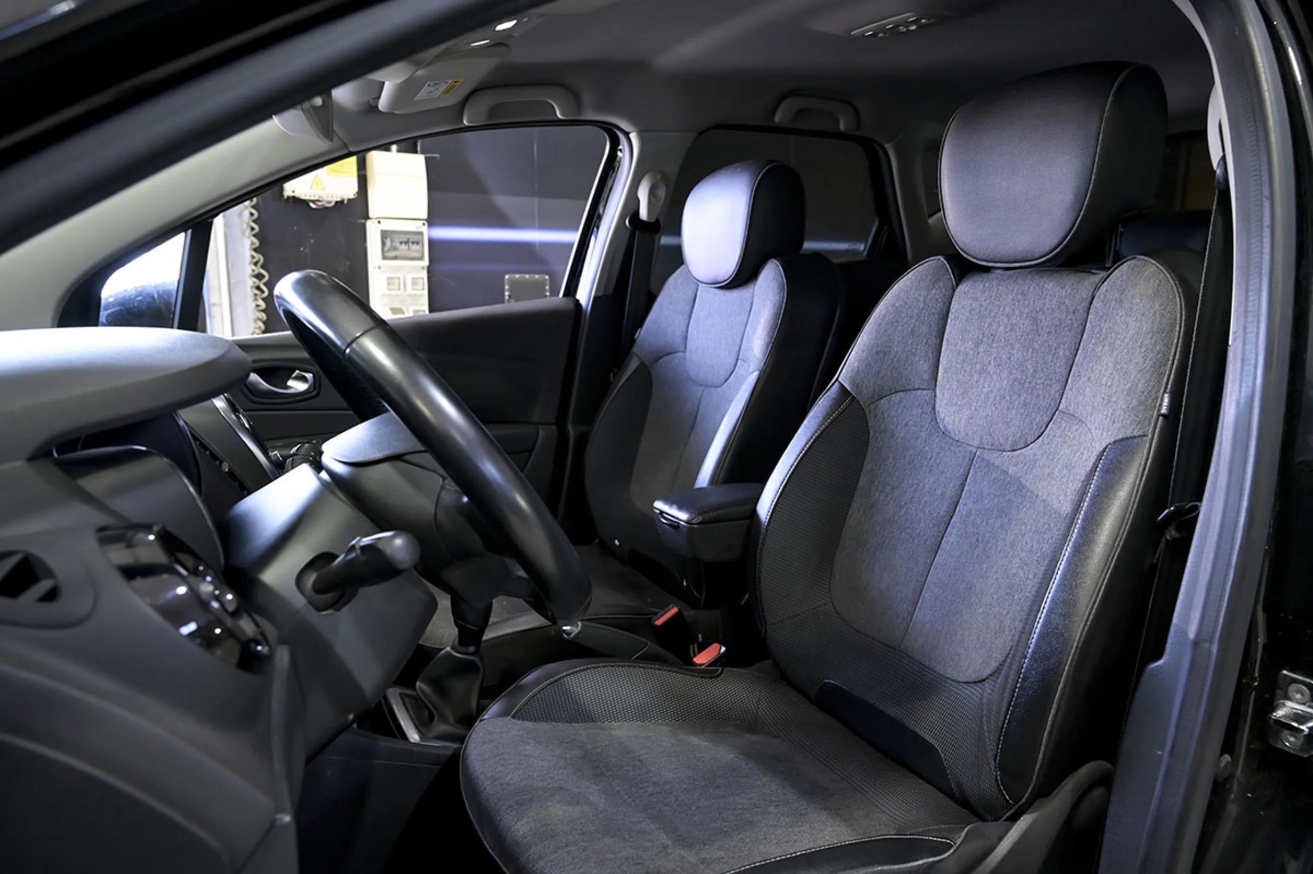 Renault Captur Zen TCe 66kW 90CV 18 - Foto 21