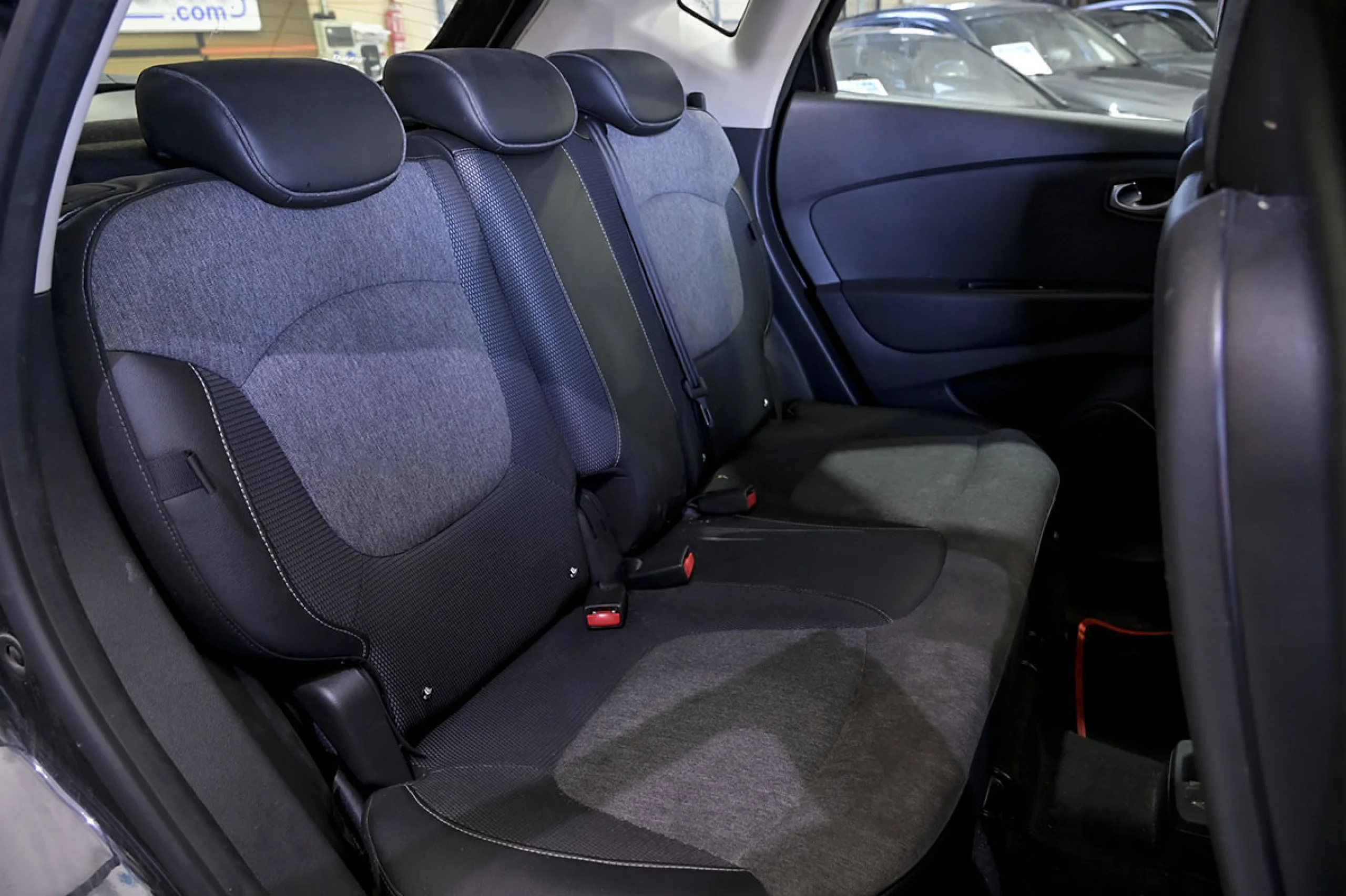 Renault Captur Zen TCe 66kW 90CV 18 - Foto 16