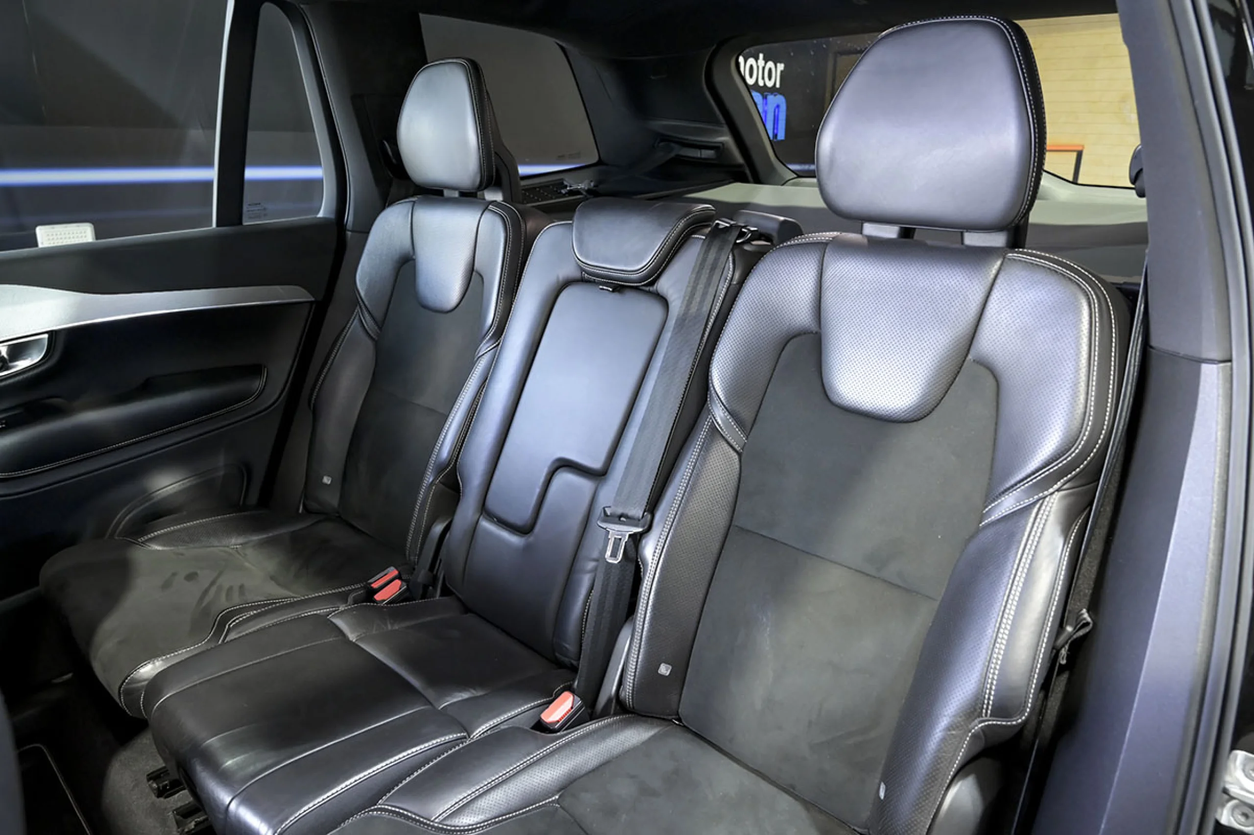 Volvo XC 90 XC90 2.0 D5 AWD RDesign Auto - Foto 17