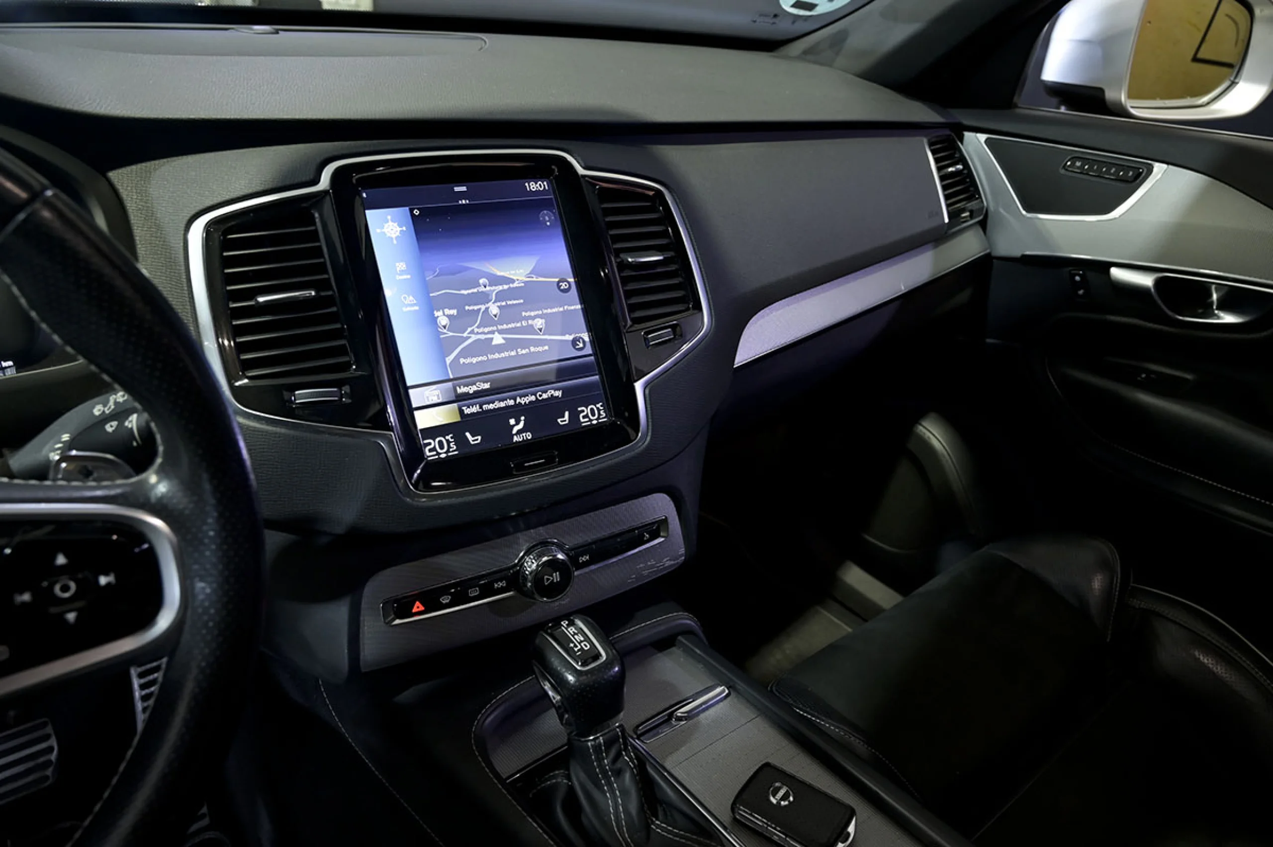 Volvo XC 90 XC90 2.0 D5 AWD RDesign Auto - Foto 33