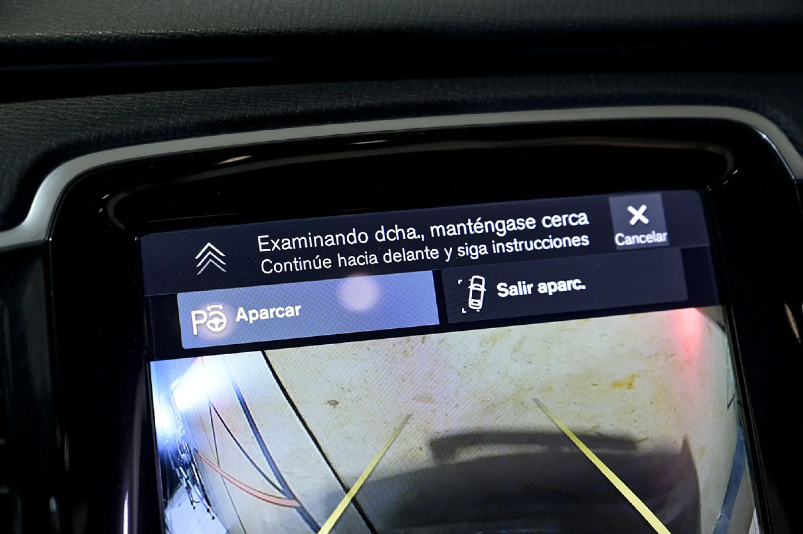 Volvo XC 90 XC90 2.0 D5 AWD RDesign Auto - Foto 36