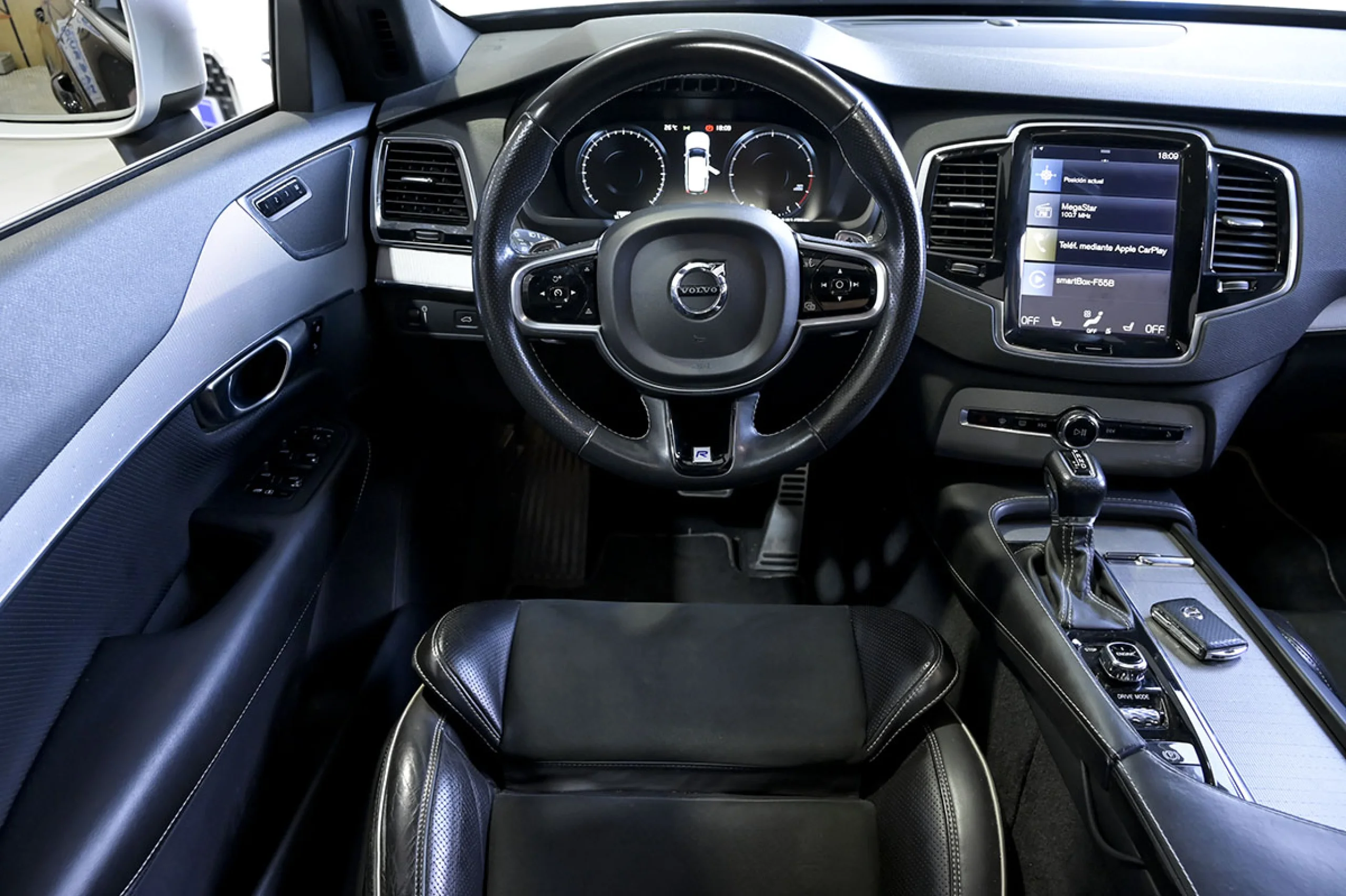 Volvo XC 90 XC90 2.0 D5 AWD RDesign Auto - Foto 46