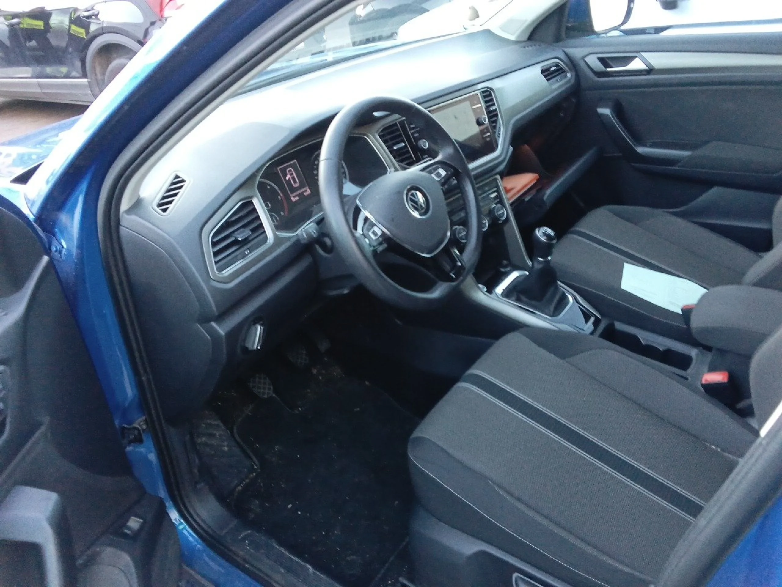 Volkswagen T-Roc Advance 2.0 TDI 85kW (115CV) - Foto 7