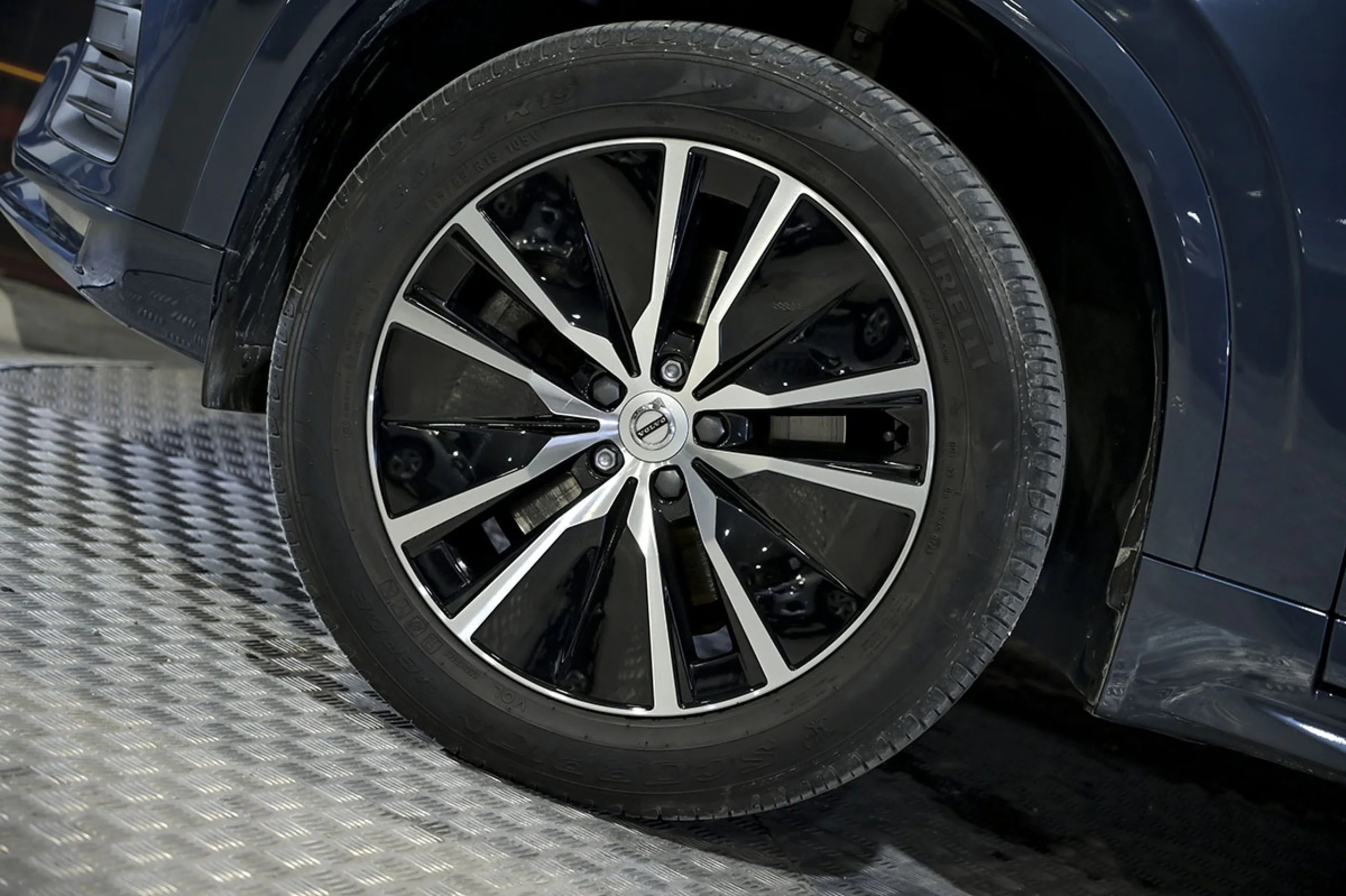 Volvo XC 90 XC90 2.0 B5 D AWD Momentum Pro Auto - Foto 16