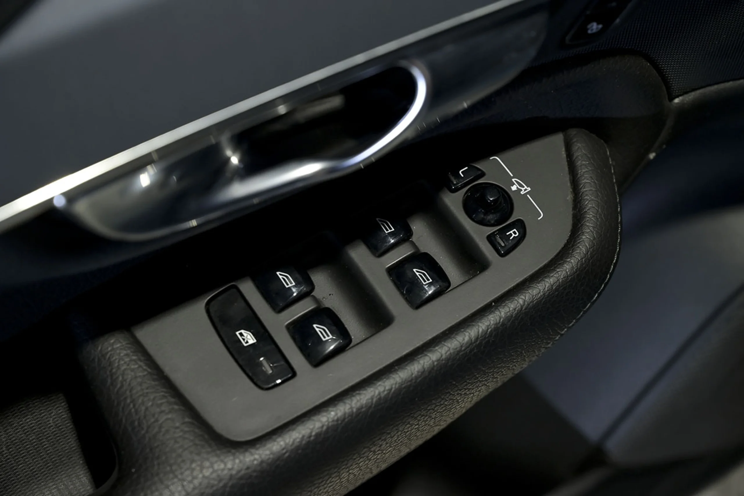 Volvo XC 90 XC90 2.0 B5 D AWD Momentum Pro Auto - Foto 31