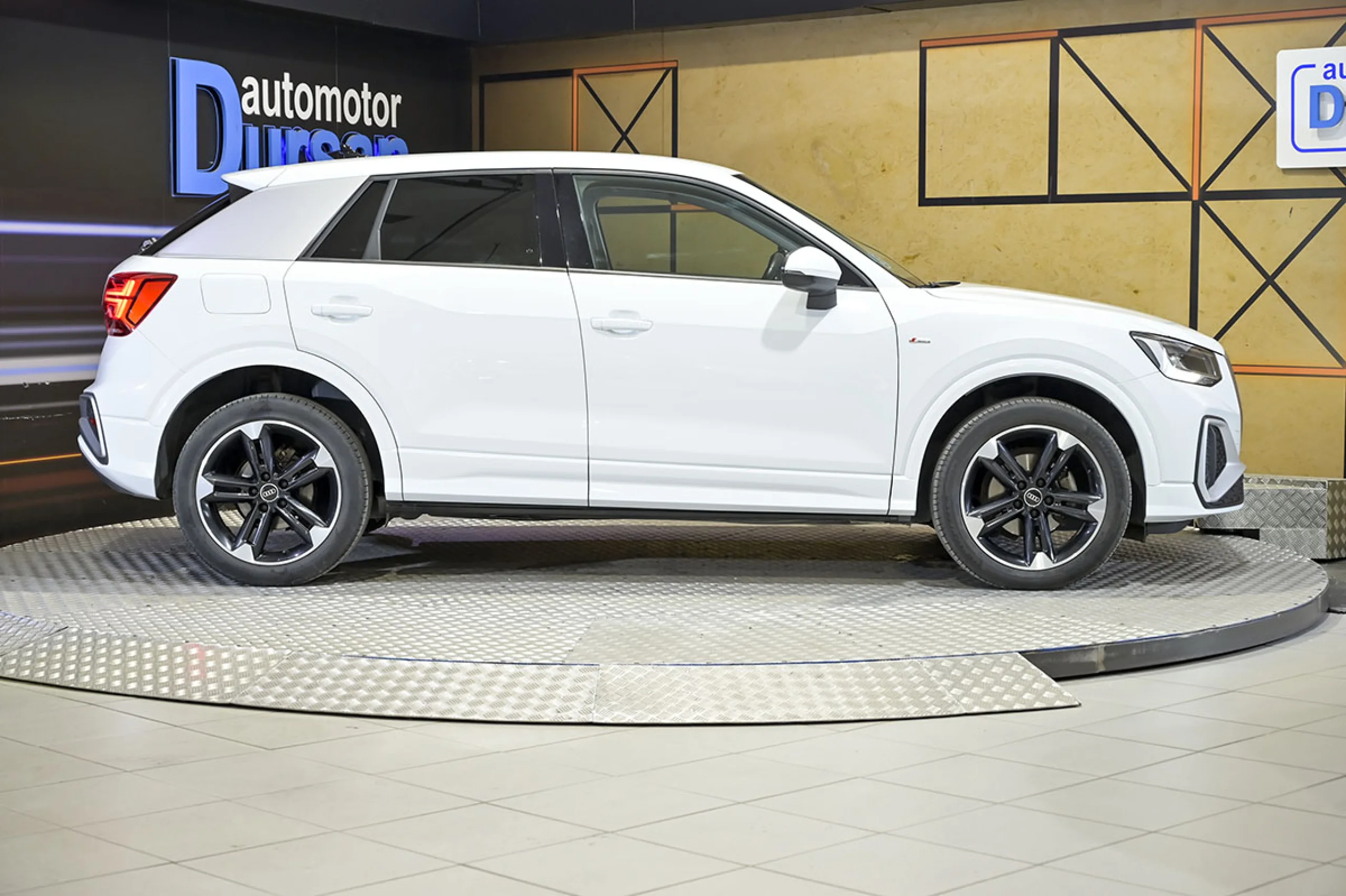 Audi Q2 30 TDI 85kW 116CV - Foto 20