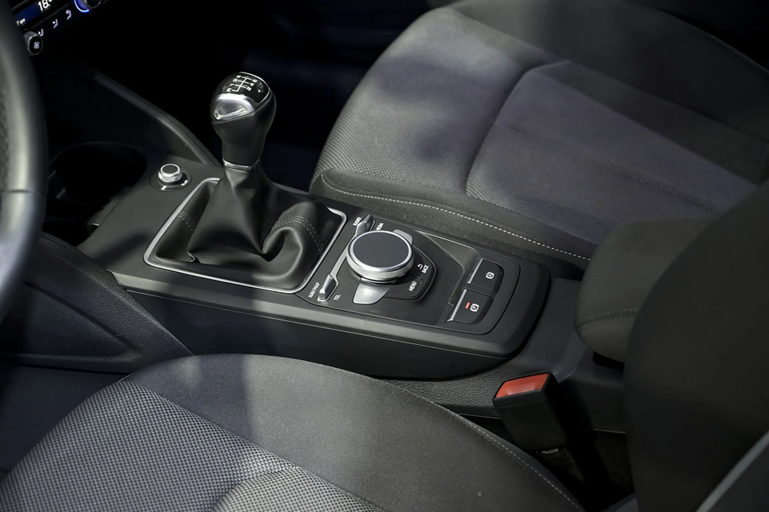 Audi Q2 30 TDI 85kW 116CV - Foto 31