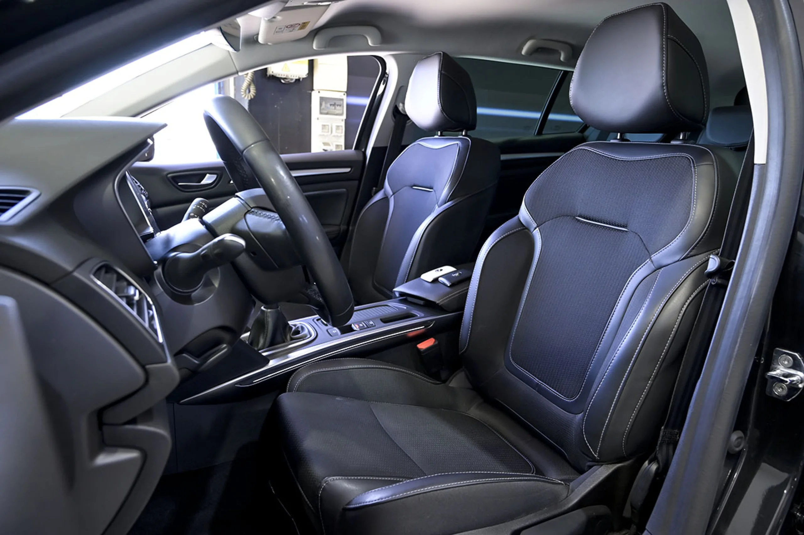 Renault Megane Mégane S.T. Zen Blue dCi 85 kW 115CV SS - Foto 8