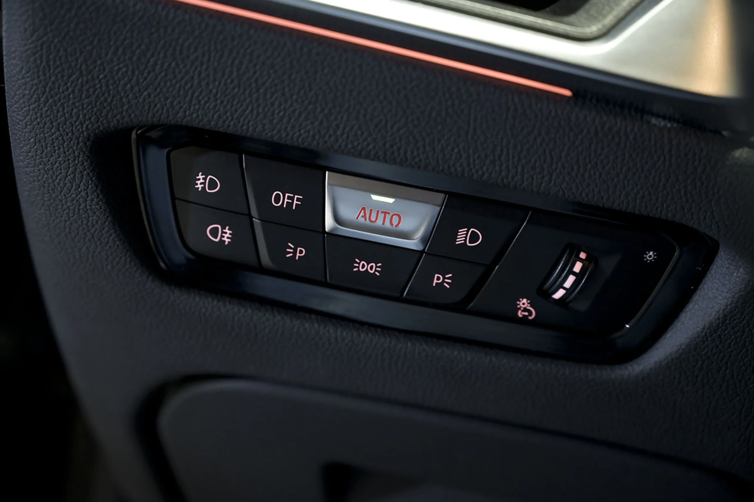 BMW 320 Serie 3 320d xDrive Auto. - Foto 25