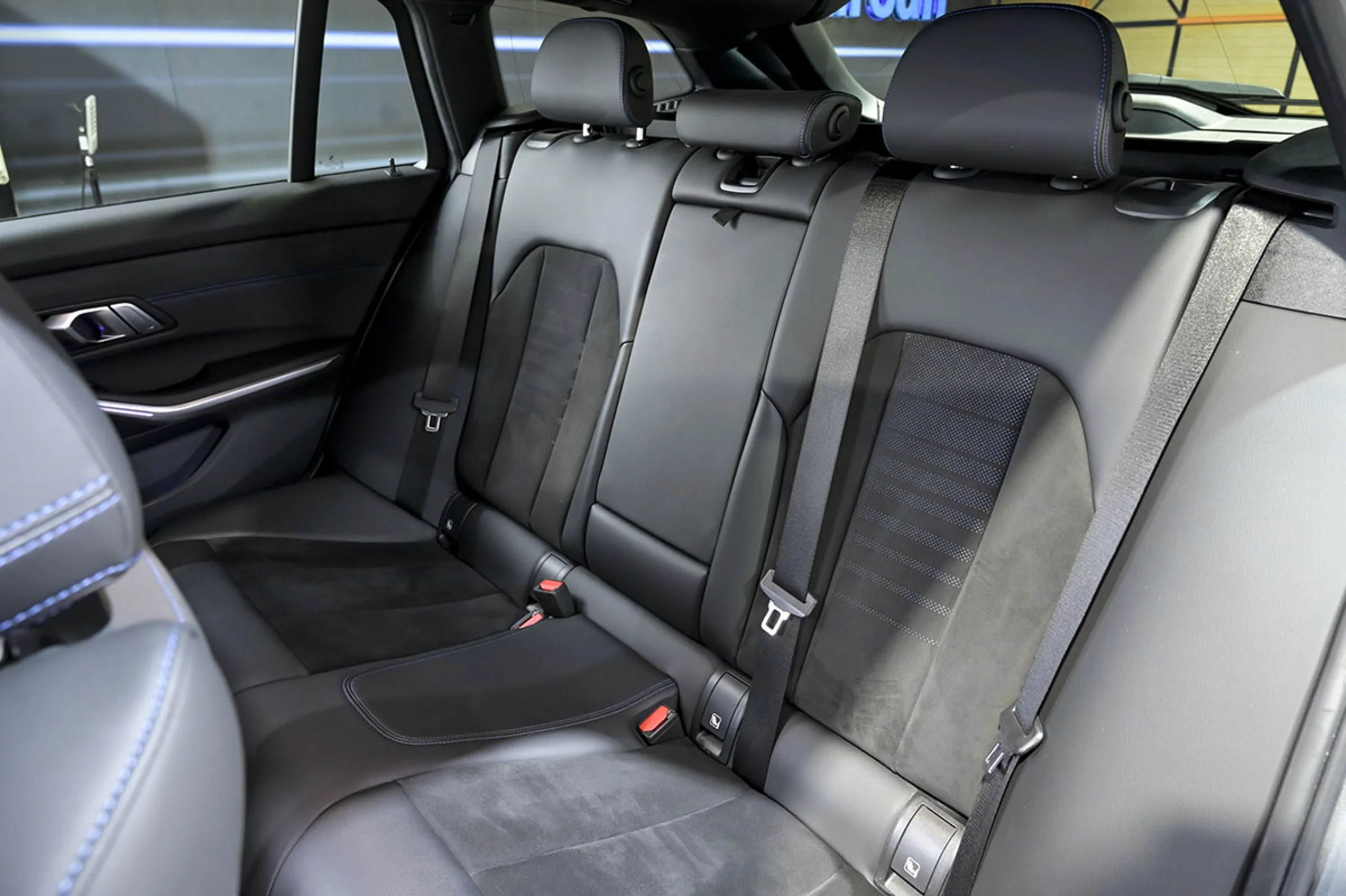 BMW 320 Serie 3 320d xDrive Auto. - Foto 18