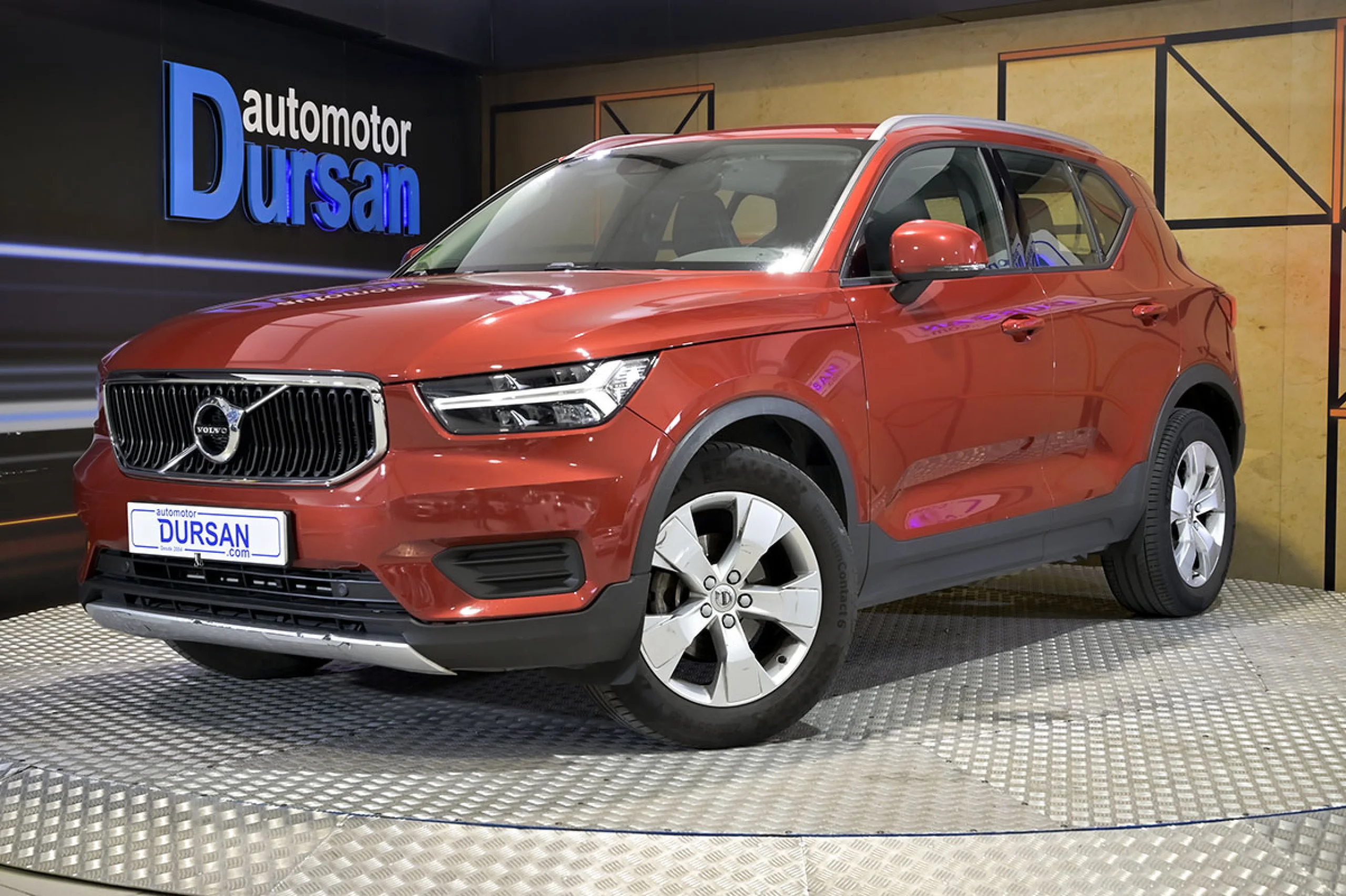 Volvo XC 40 XC40 1.5 T3 Momentum - Foto 1