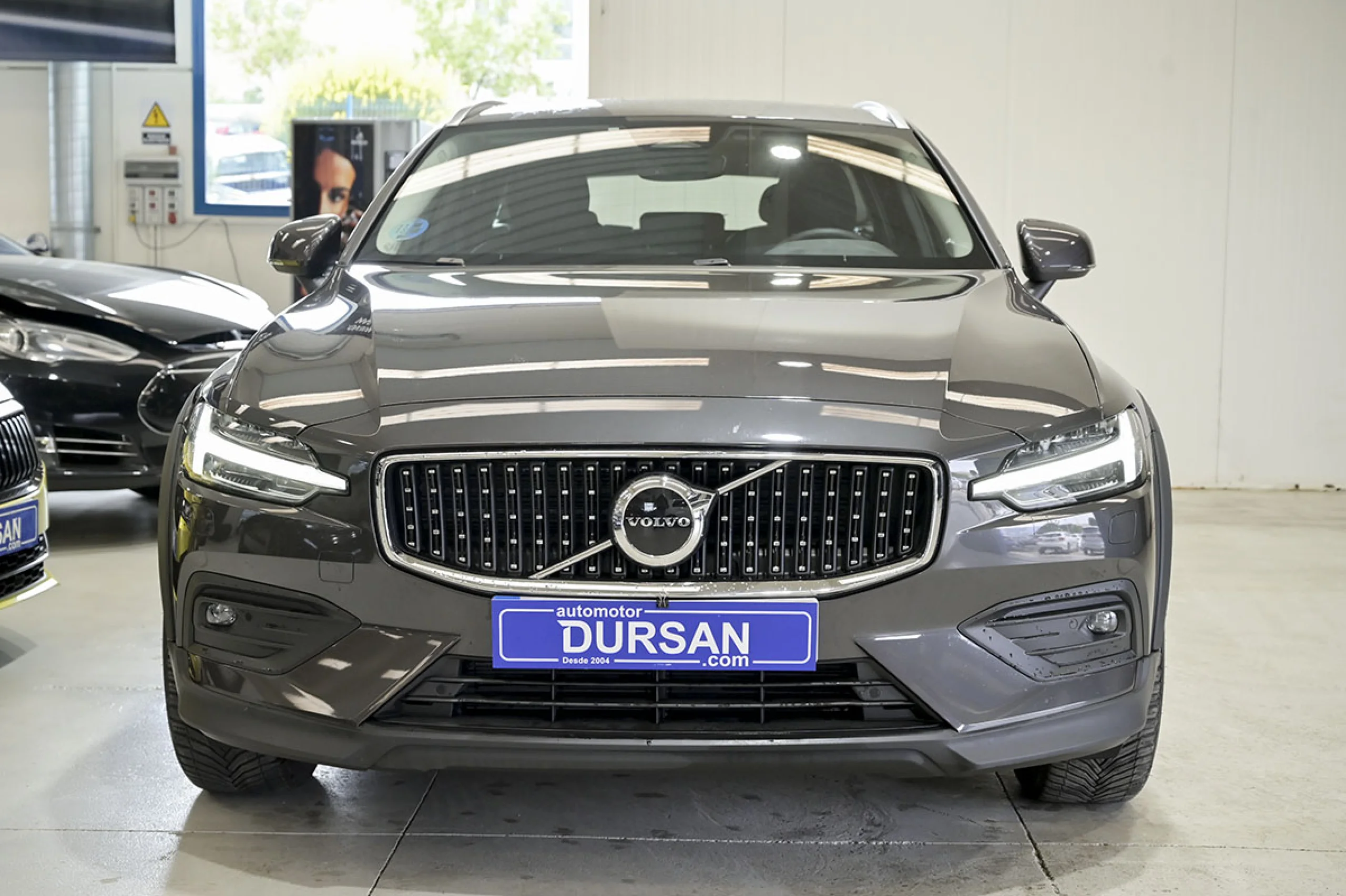 Volvo V60 Cross Country 2.0 B4 D AWD Cross Country Core Auto - Foto 2