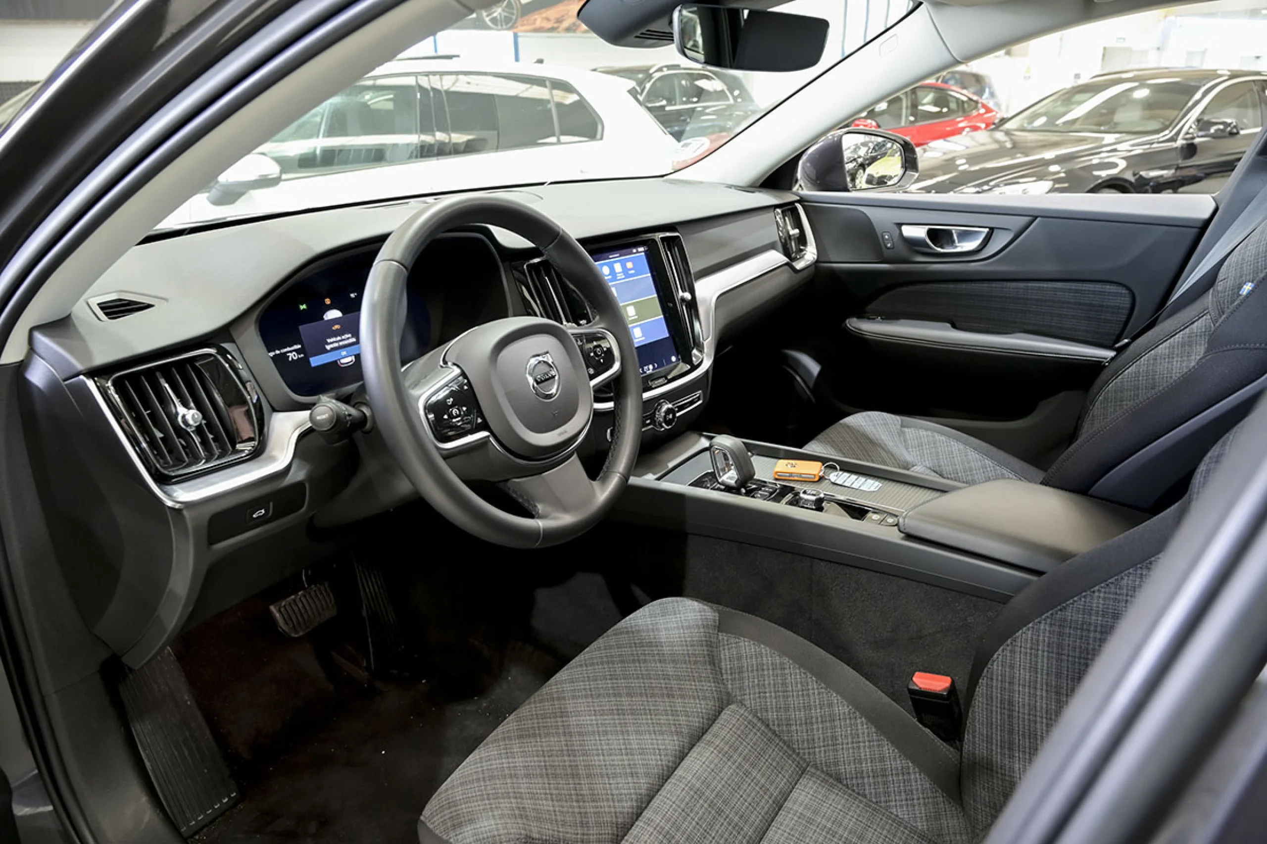 Volvo V60 Cross Country 2.0 B4 D AWD Cross Country Core Auto - Foto 4