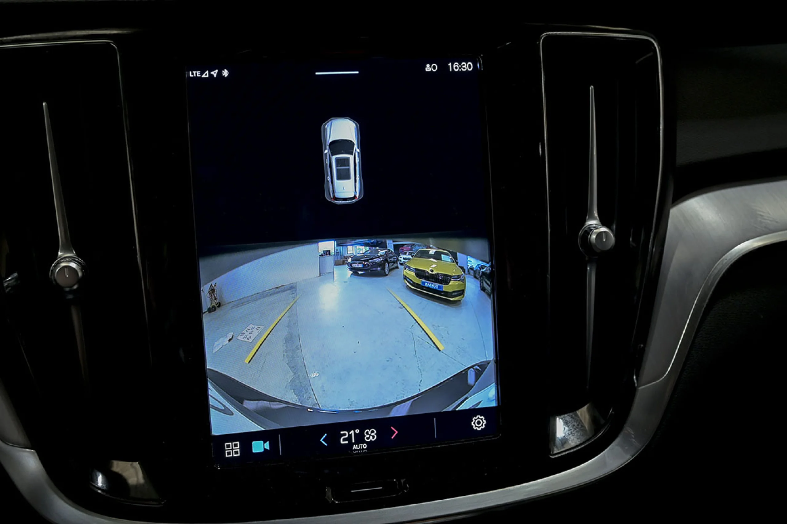 Volvo V60 Cross Country 2.0 B4 D AWD Cross Country Core Auto - Foto 9