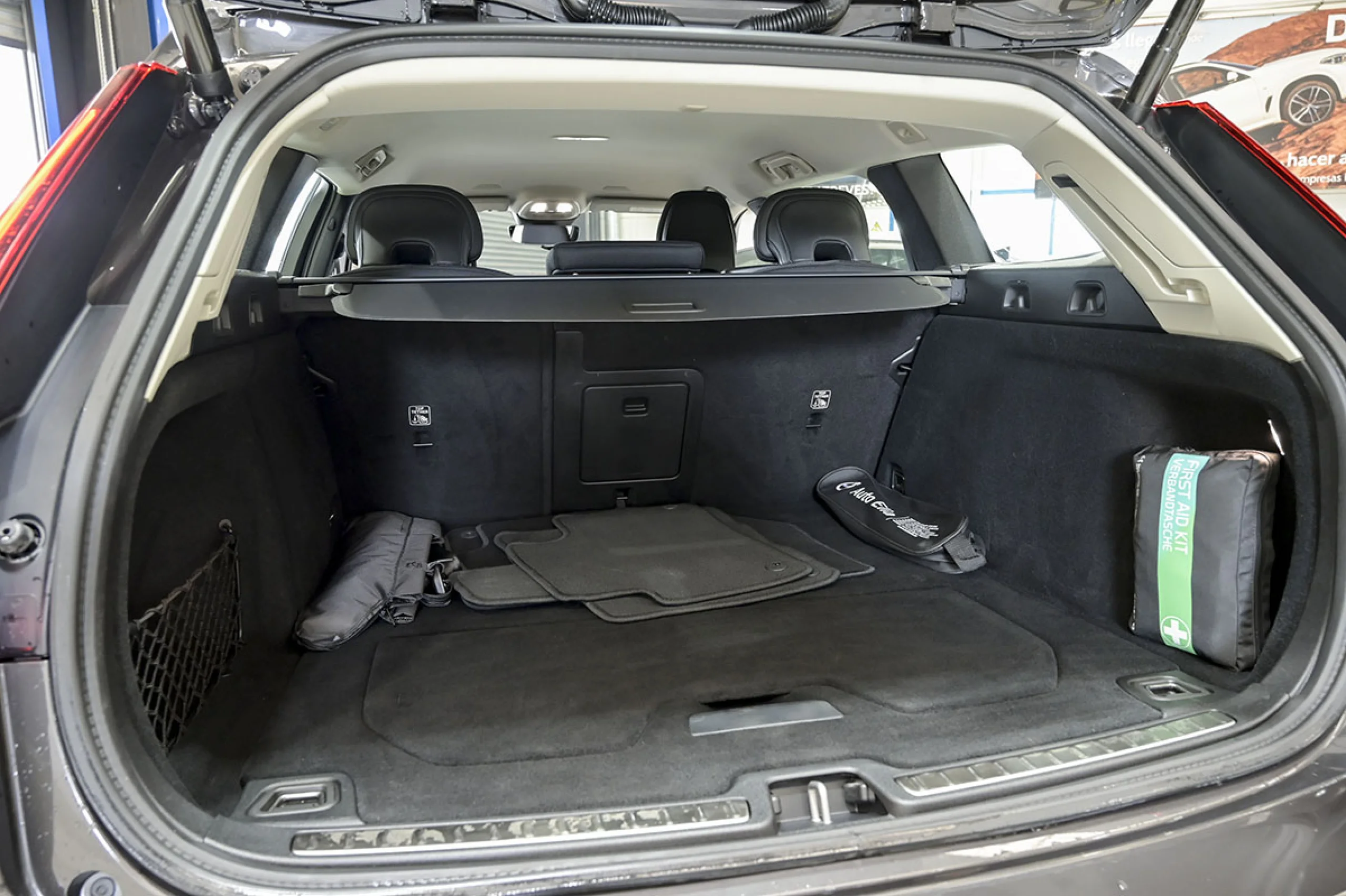 Volvo V60 Cross Country 2.0 B4 D AWD Cross Country Core Auto - Foto 12