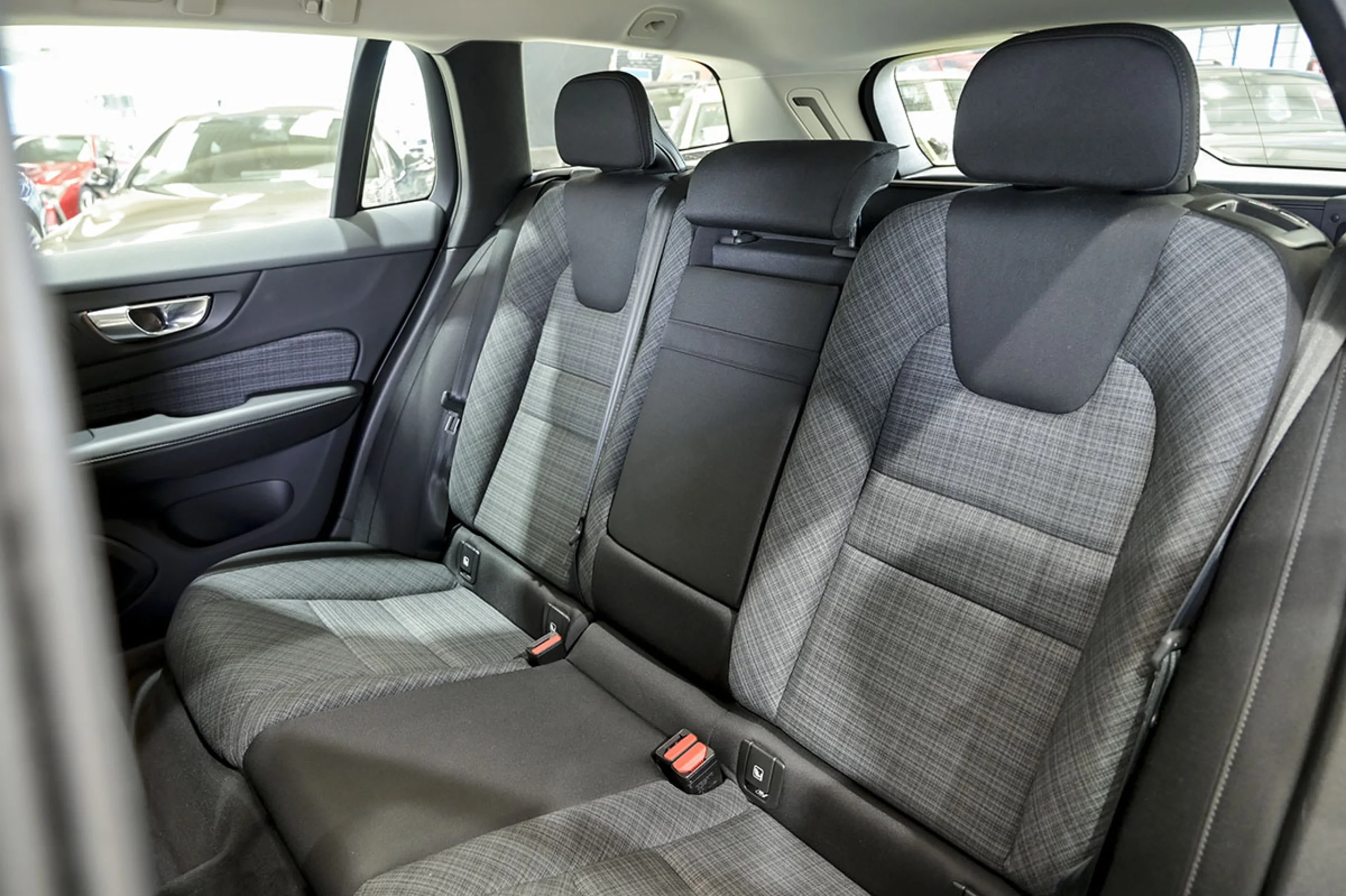 Volvo V60 Cross Country 2.0 B4 D AWD Cross Country Core Auto - Foto 16