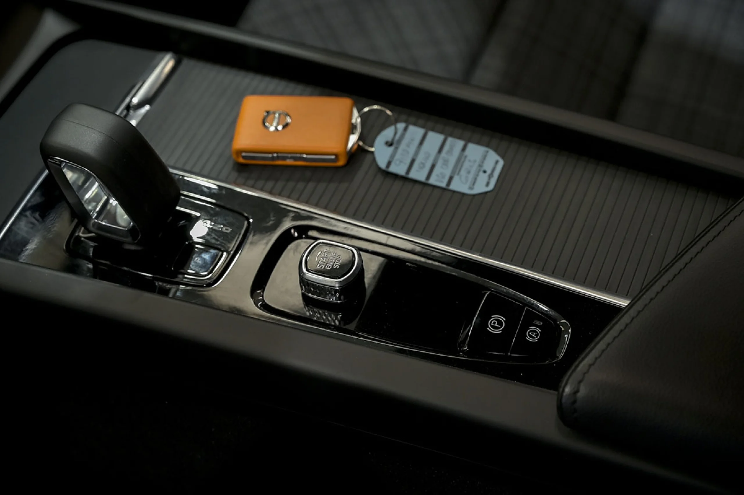 Volvo V60 Cross Country 2.0 B4 D AWD Cross Country Core Auto - Foto 33