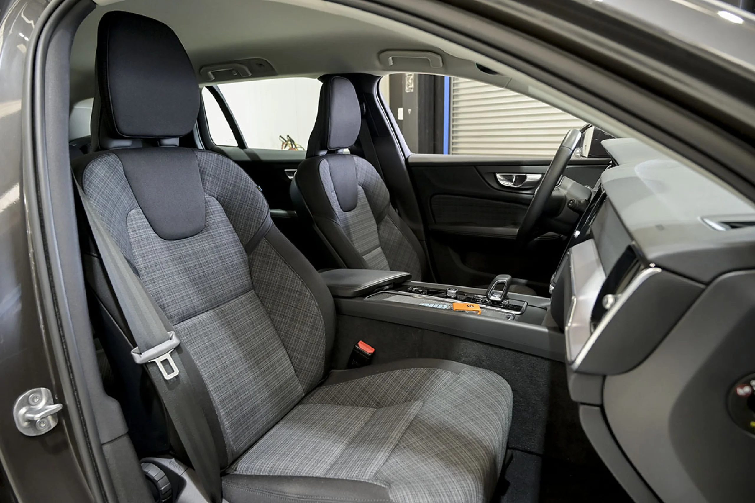 Volvo V60 Cross Country 2.0 B4 D AWD Cross Country Core Auto - Foto 35