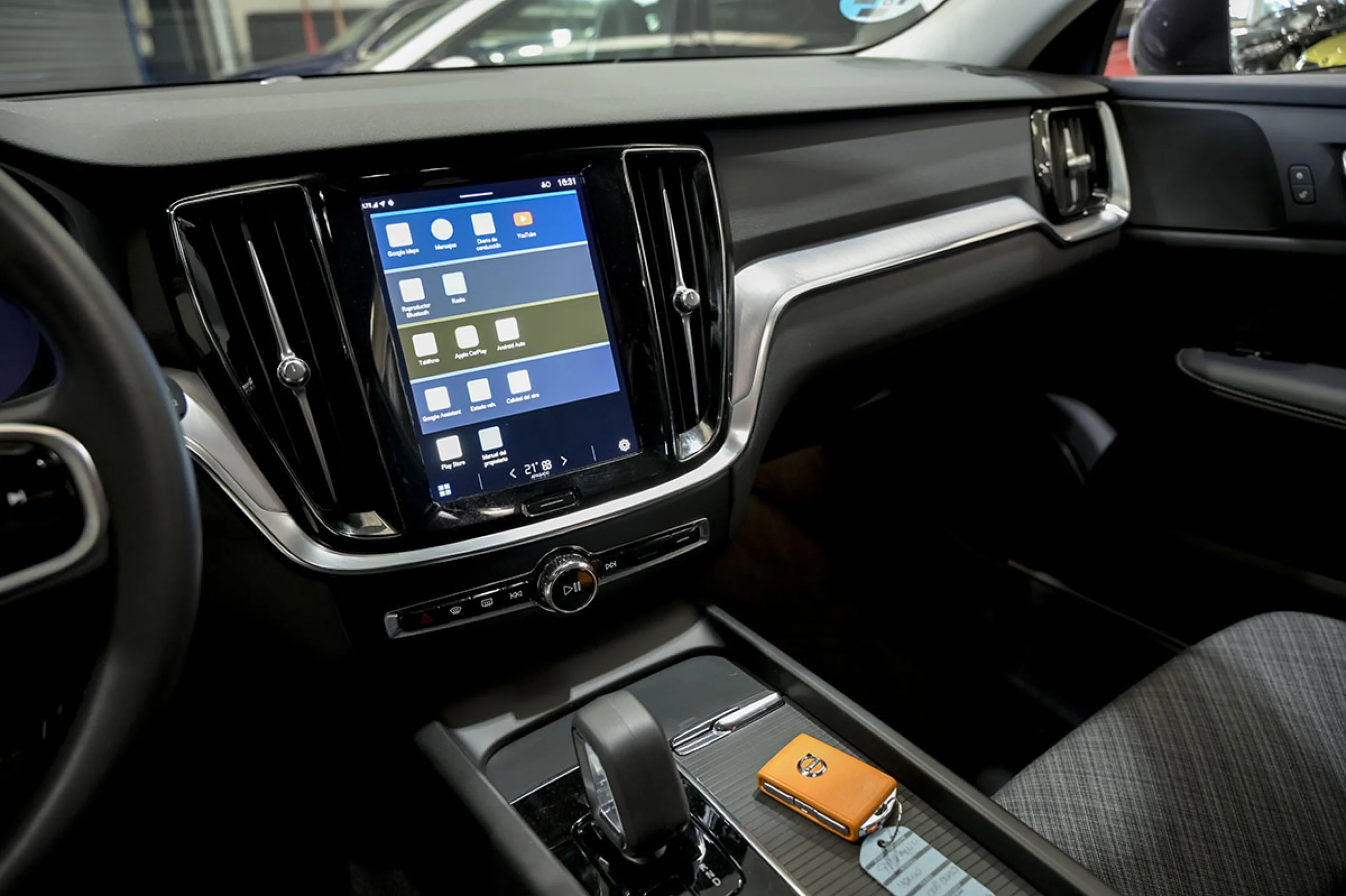 Volvo V60 Cross Country 2.0 B4 D AWD Cross Country Core Auto - Foto 38