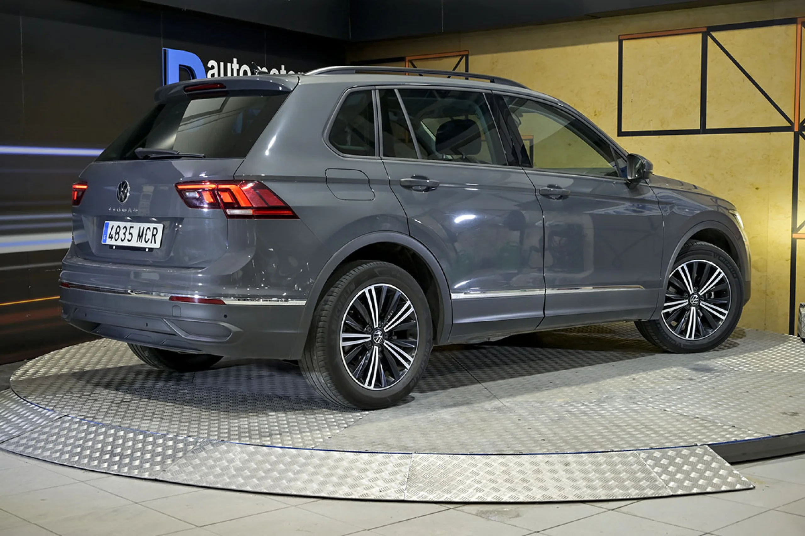 Volkswagen Tiguan Life 2.0 TDI 110kW 150CV DSG - Foto 5