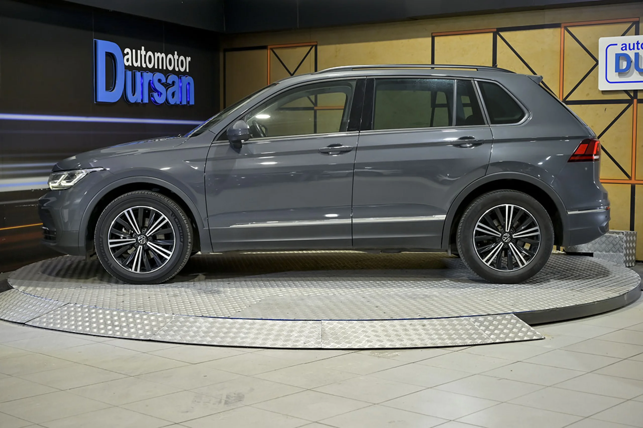 Volkswagen Tiguan Life 2.0 TDI 110kW 150CV DSG - Foto 19