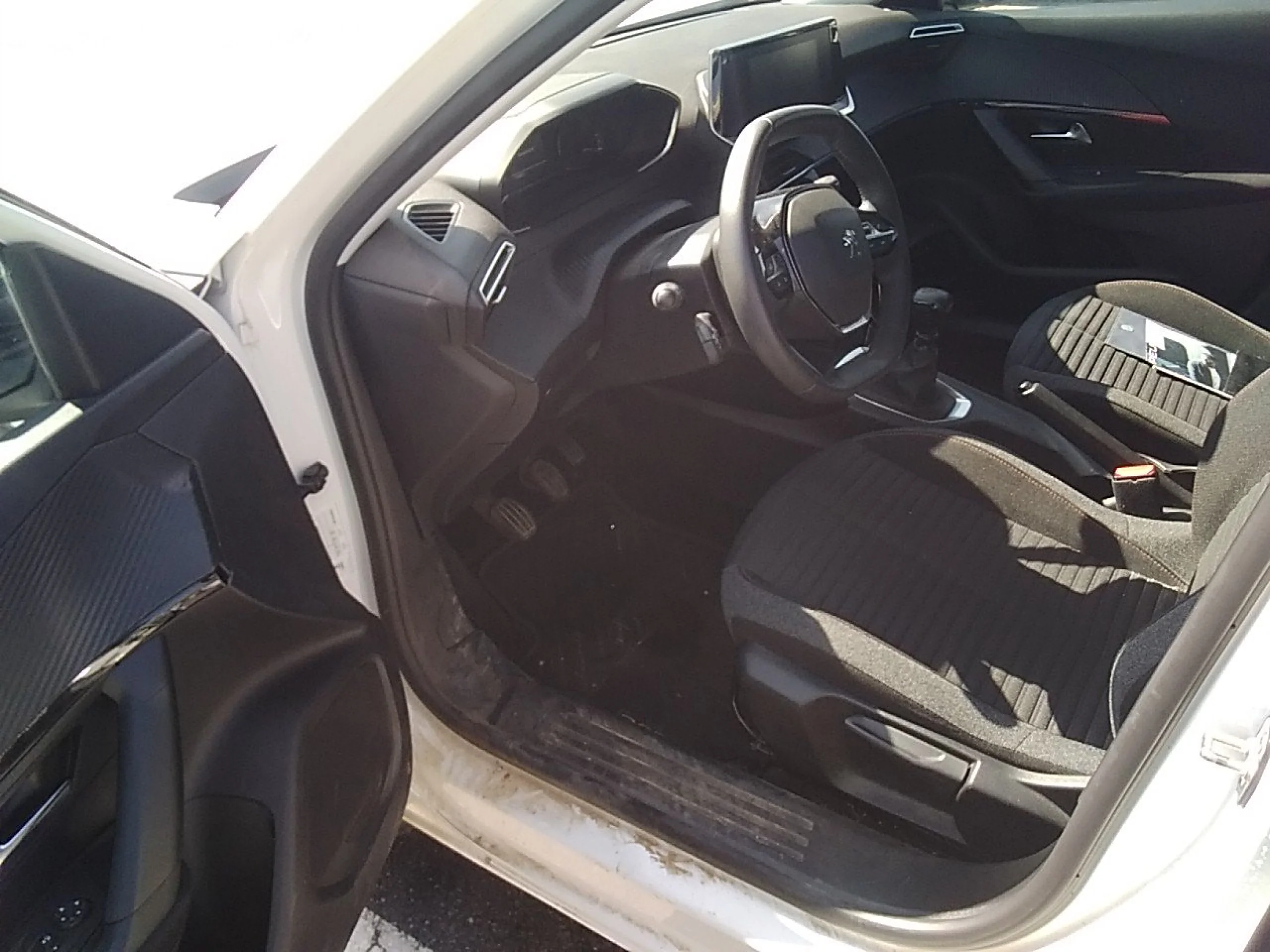 Peugeot 2008 Active Pack BlueHDI 81kW (110CV) - Foto 7