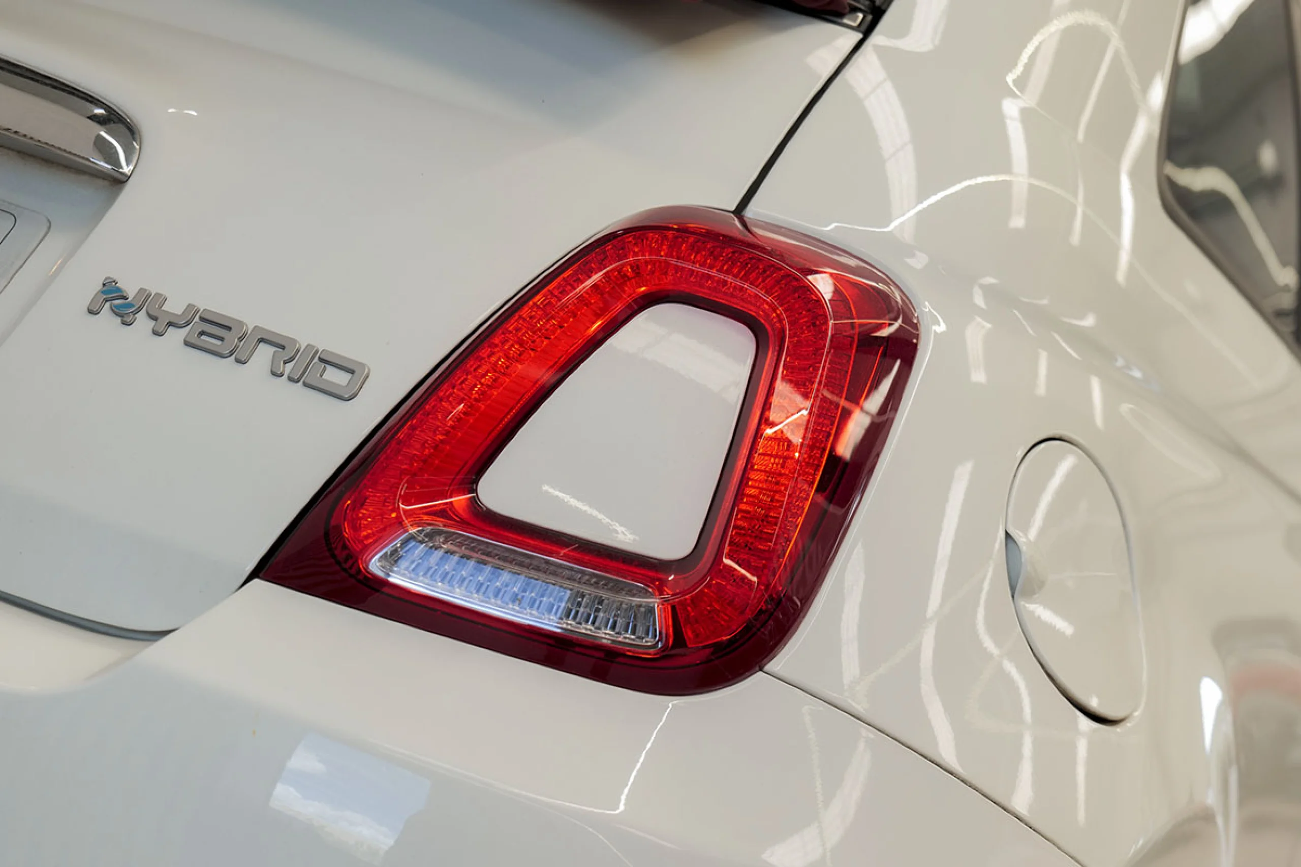 Fiat 500 C Dolcevita 1.0 Hybrid 51KW 70 CV - Foto 17
