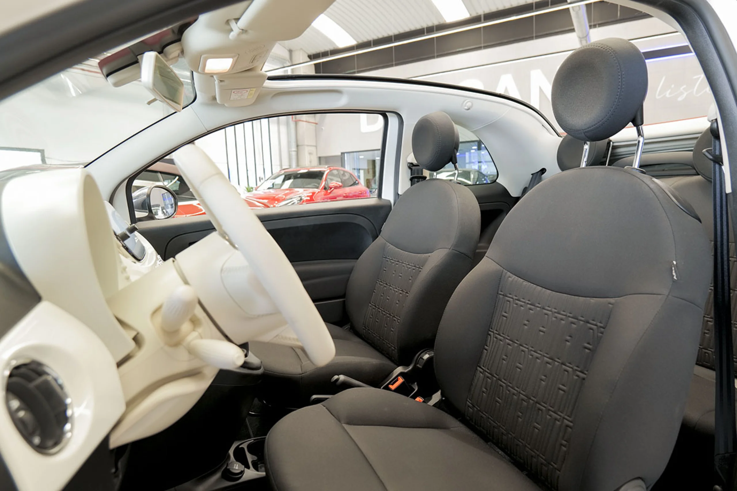 Fiat 500 C Dolcevita 1.0 Hybrid 51KW 70 CV - Foto 21
