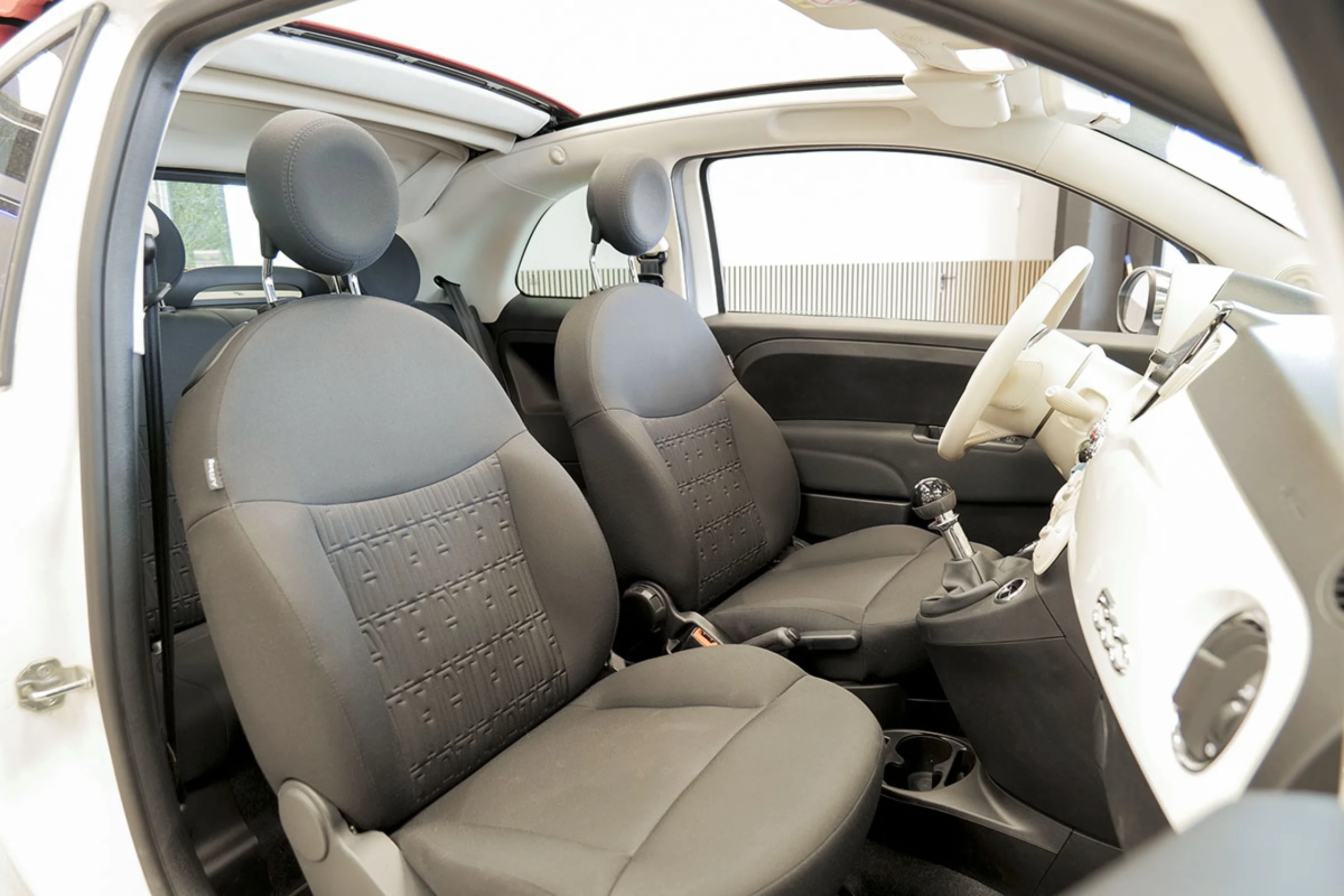 Fiat 500 C Dolcevita 1.0 Hybrid 51KW 70 CV - Foto 26