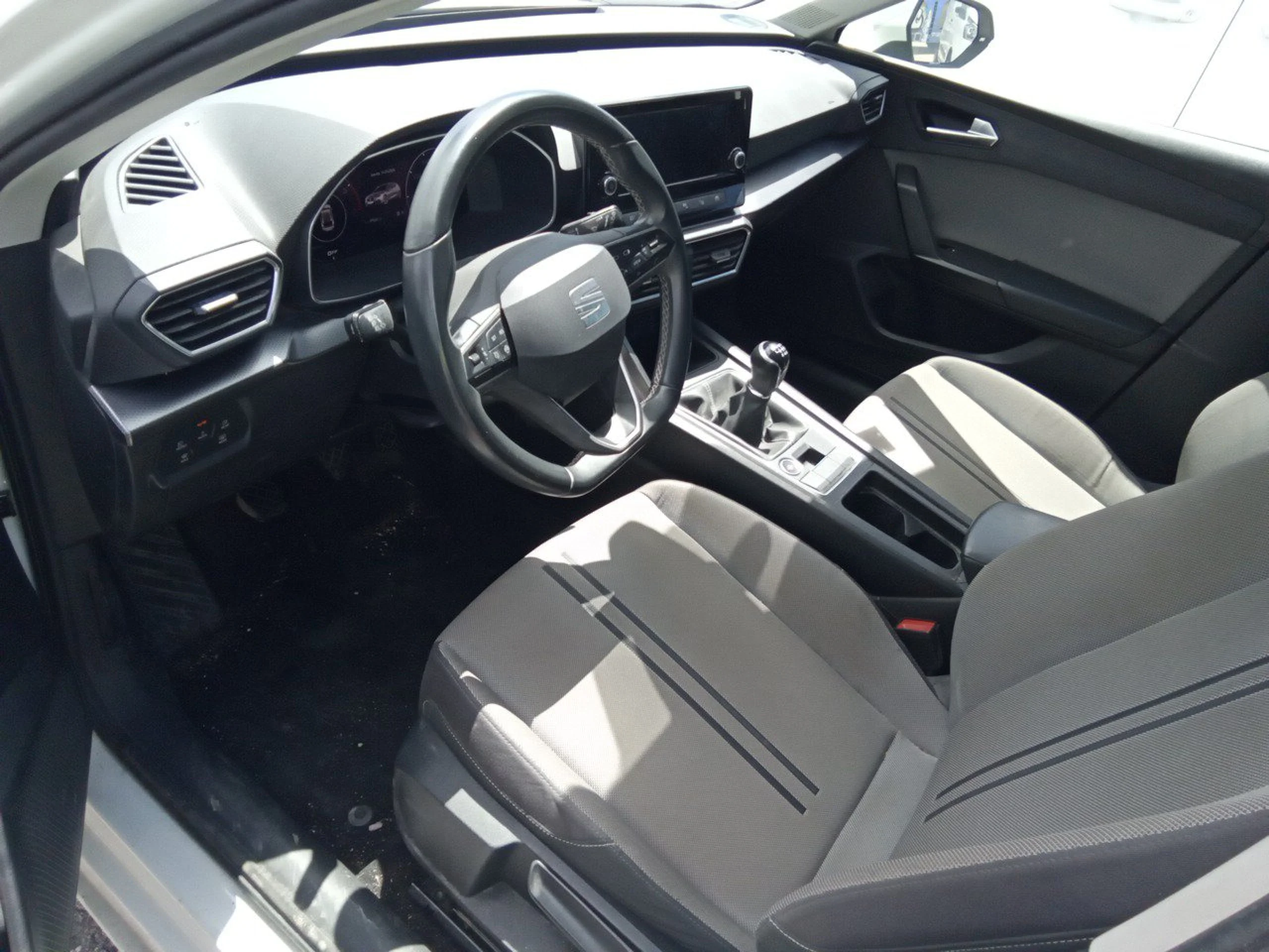 Seat Leon 2.0 TDI 85kW S&amp;S Style Go - Foto 7