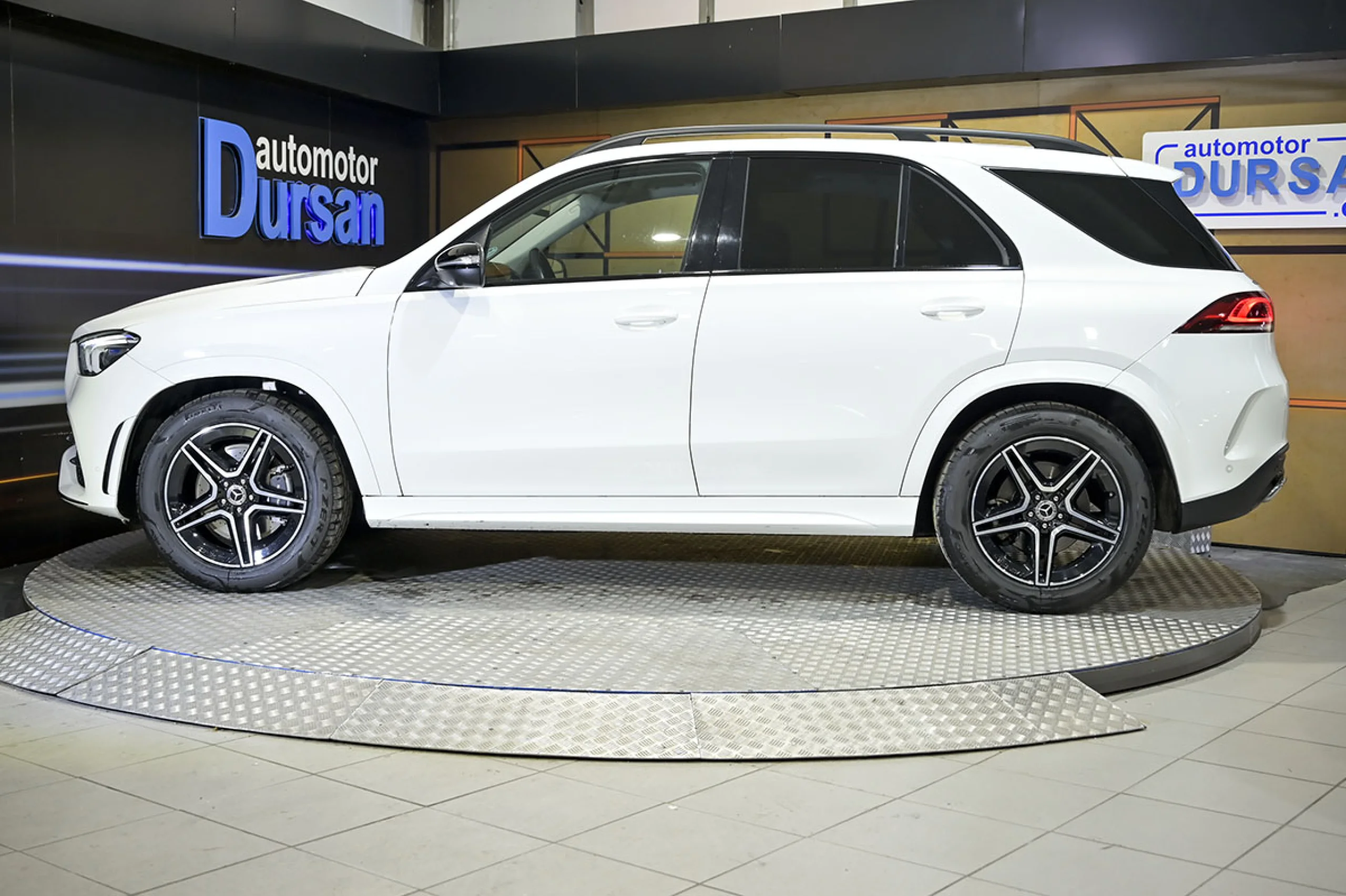 Mercedes-Benz GLE 300 BENZ GLE GLE 300 d 4MATIC - Foto 35
