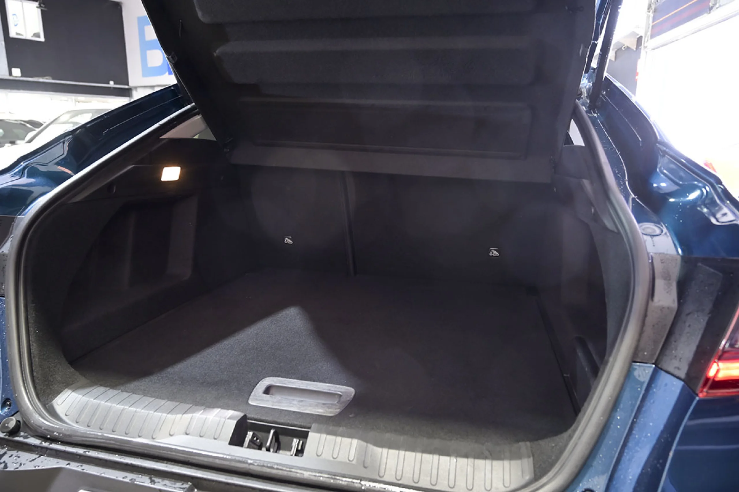 Renault Arkana Zen ETECH Hibrido 105kW145CV - Foto 16