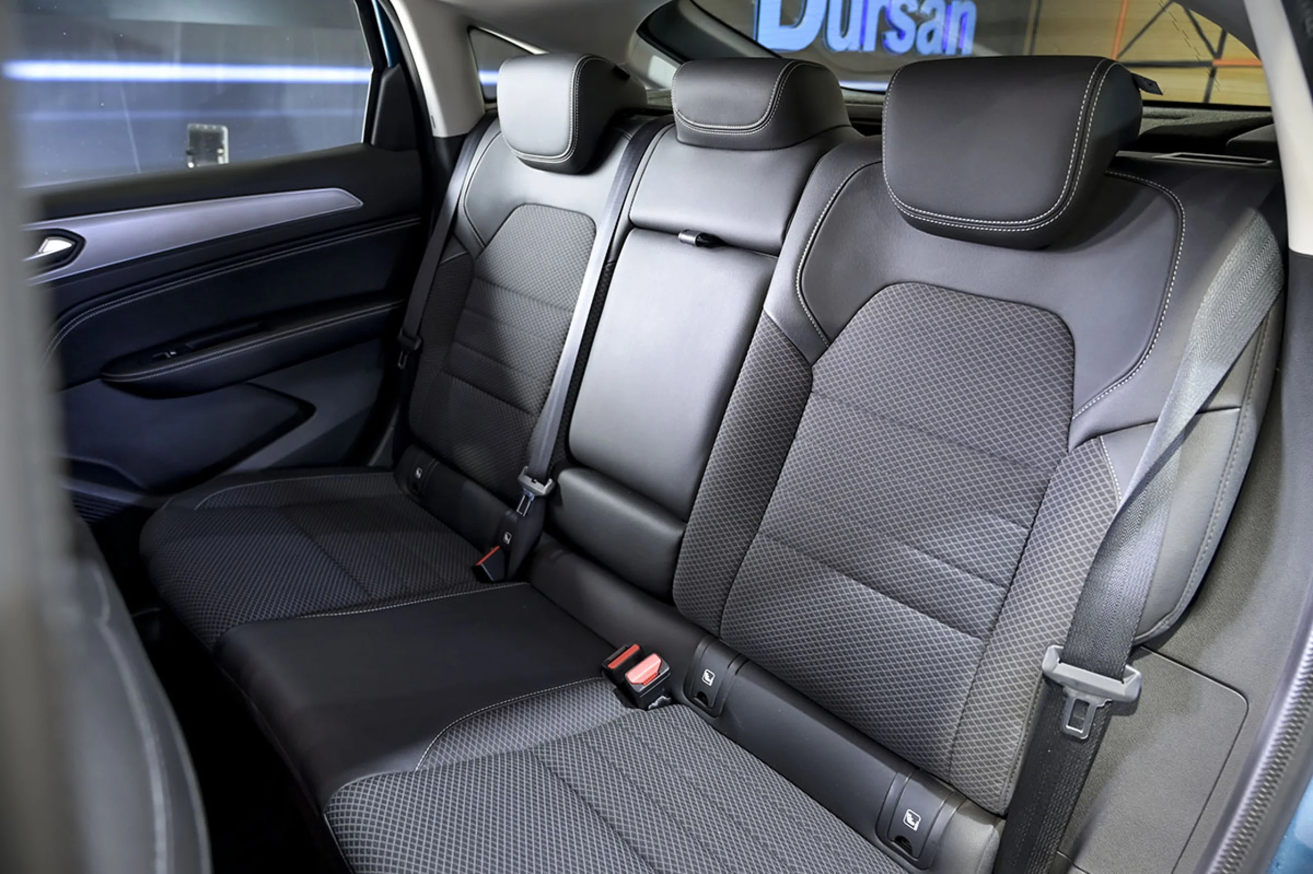 Renault Arkana Zen ETECH Hibrido 105kW145CV - Foto 9