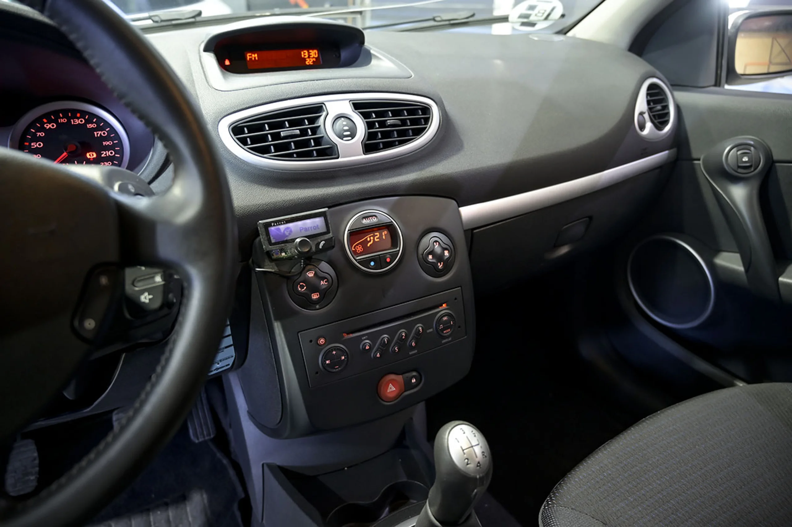 Renault Clio Dynamique 1.5DCI85 - Foto 26