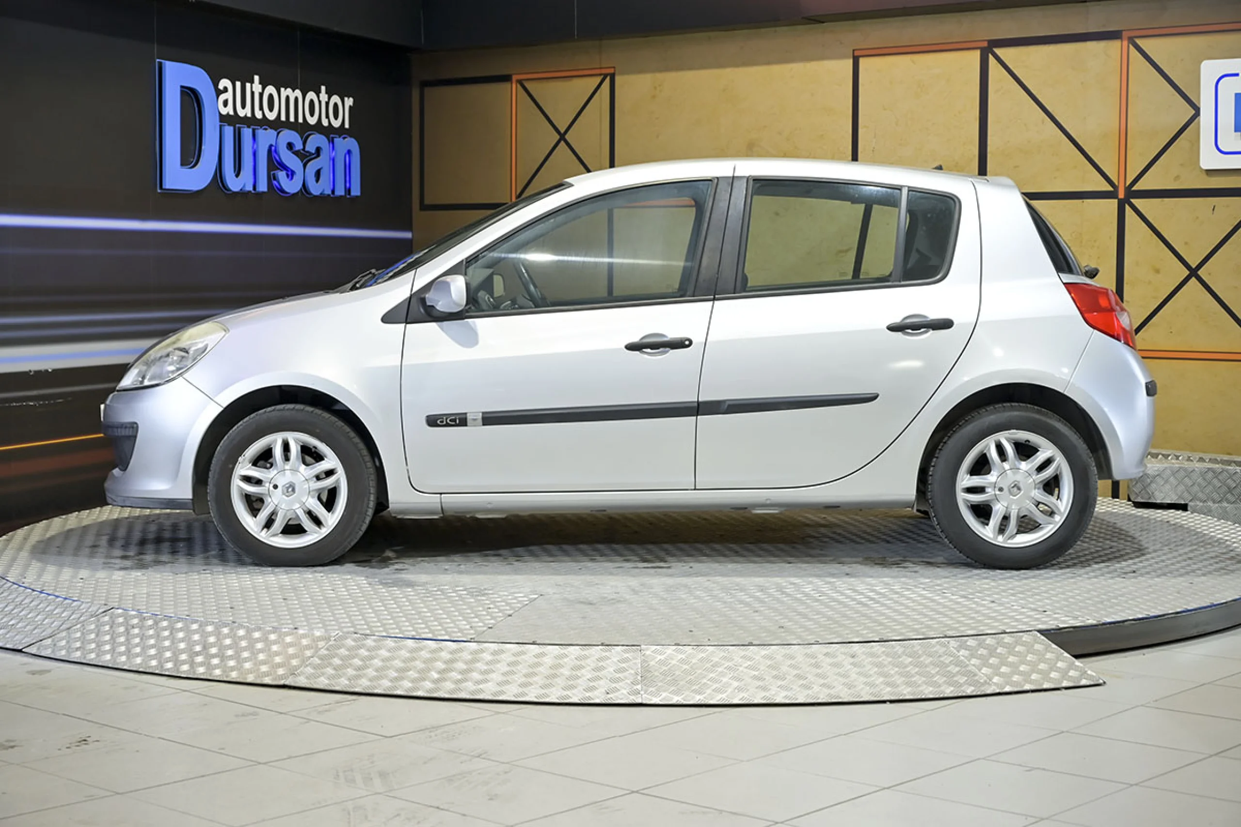 Renault Clio Dynamique 1.5DCI85 - Foto 13